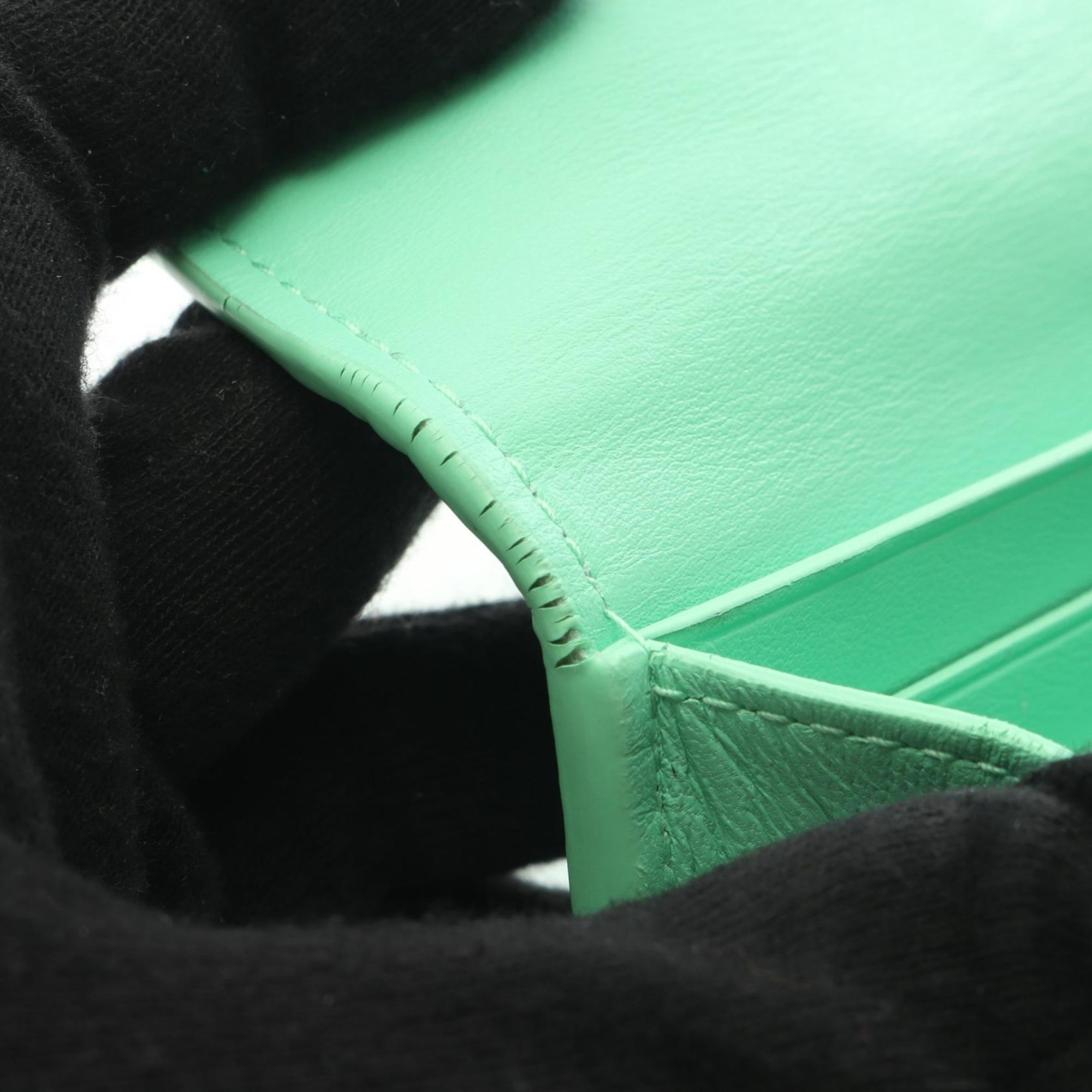 Bottega Veneta Green Leather Long Wallet (Bi-Fold) (Pre-Owned)