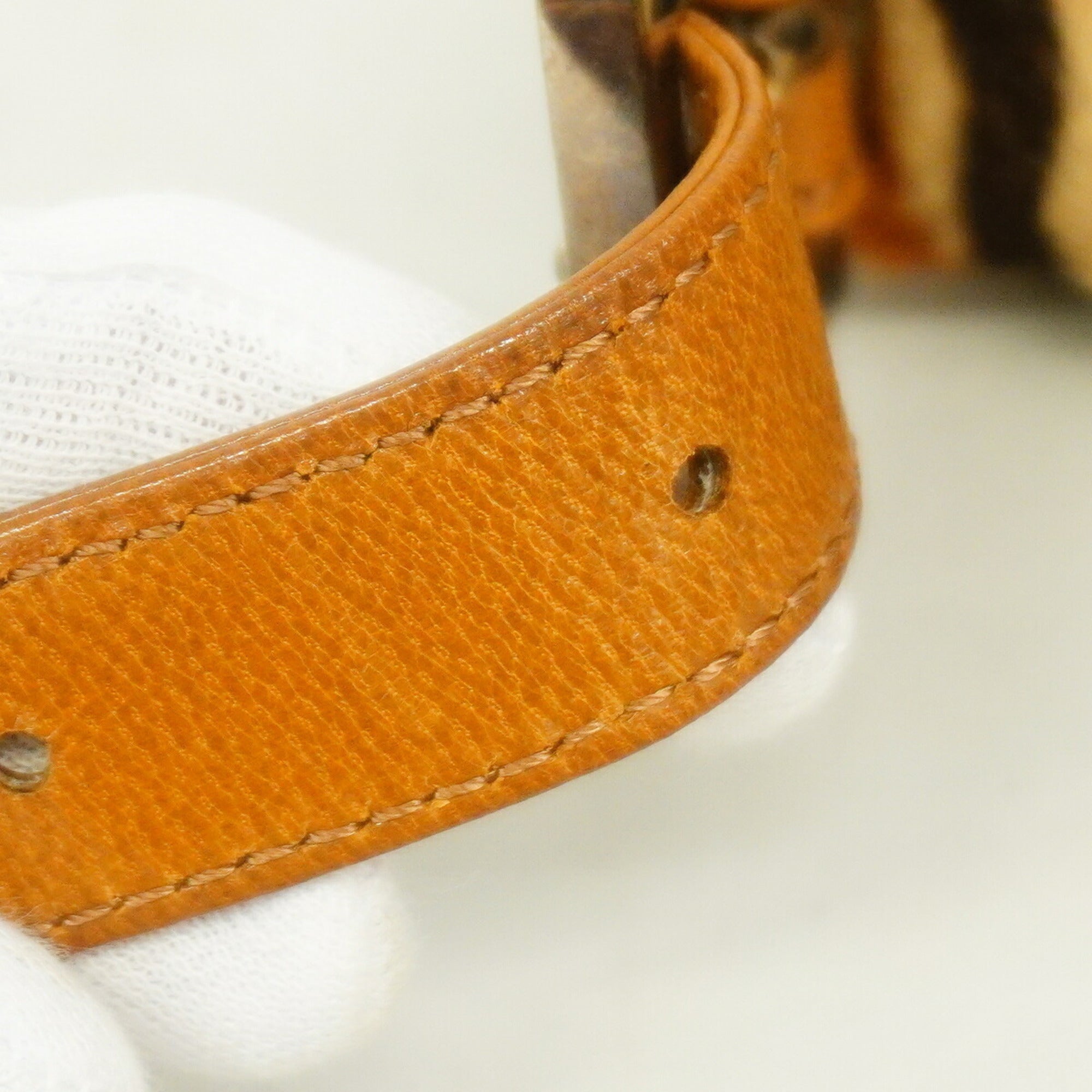 Fendi Beige Brown Handbag (Pre-Owned)