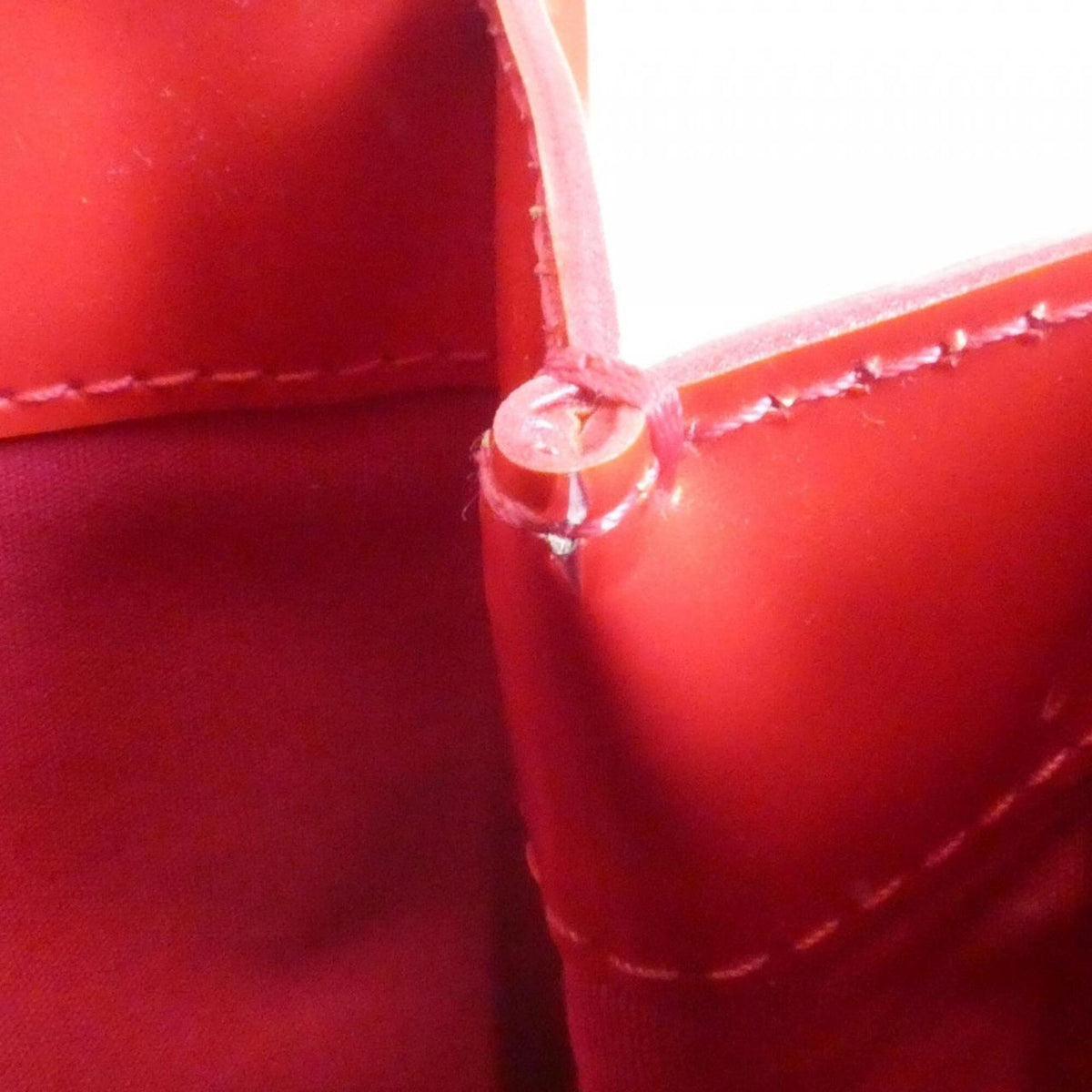 Louis Vuitton Rose Pop Vernis Handbag (Pre-Owned)