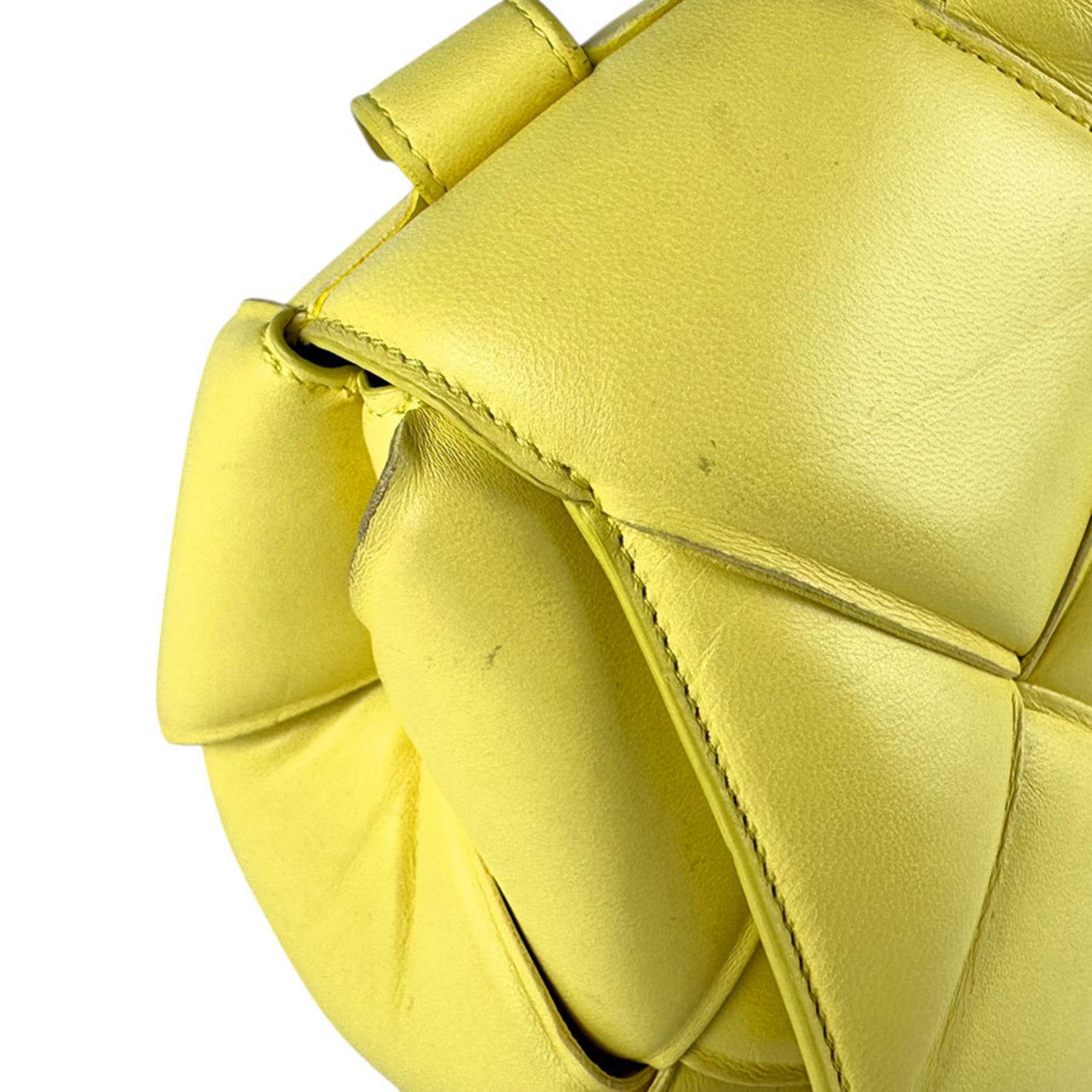 Bottega Veneta Yellow Leather Shoulder Bag (Pre-Owned)