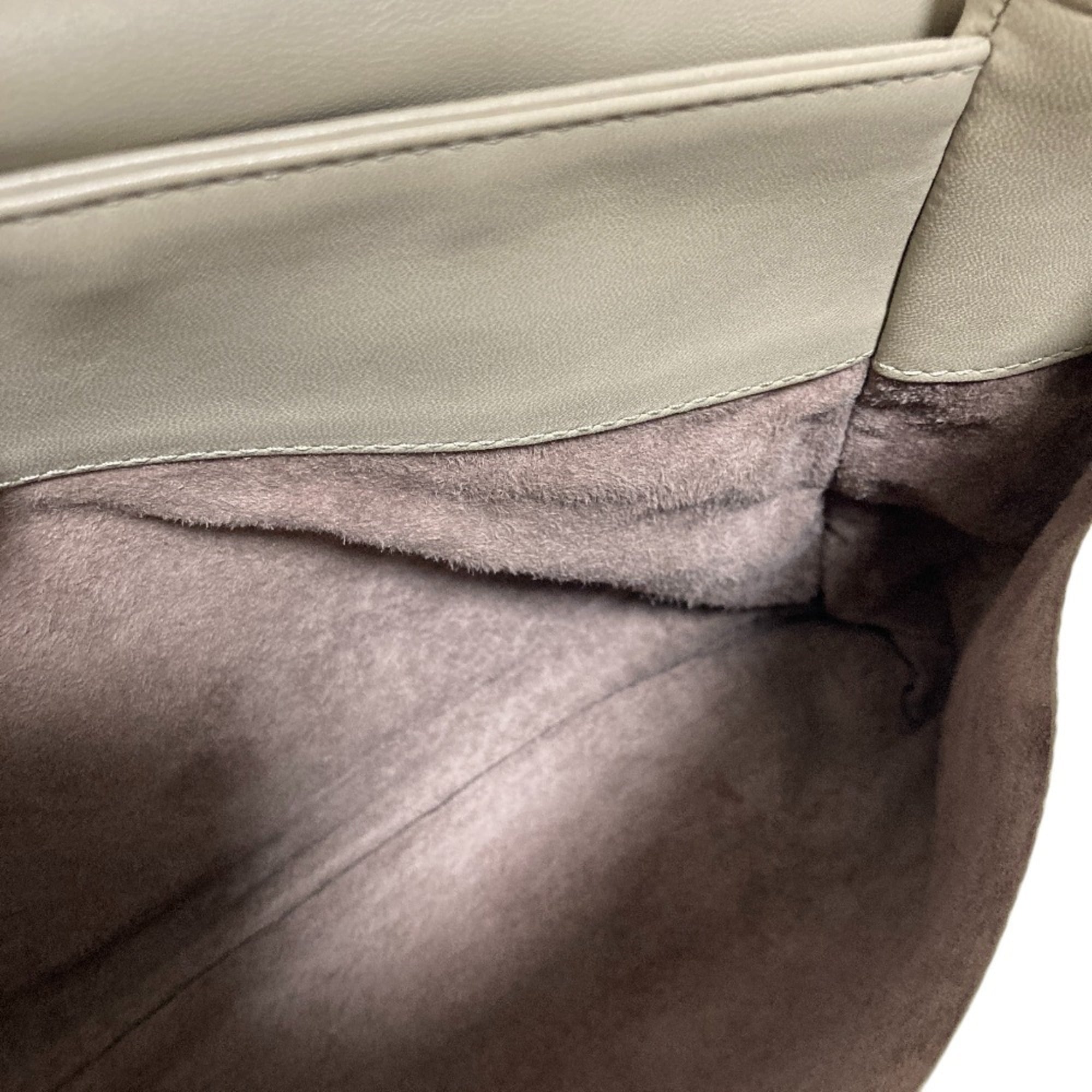 Bottega Veneta Grayish Intrecciato Shoulder Bag (Pre-Owned)