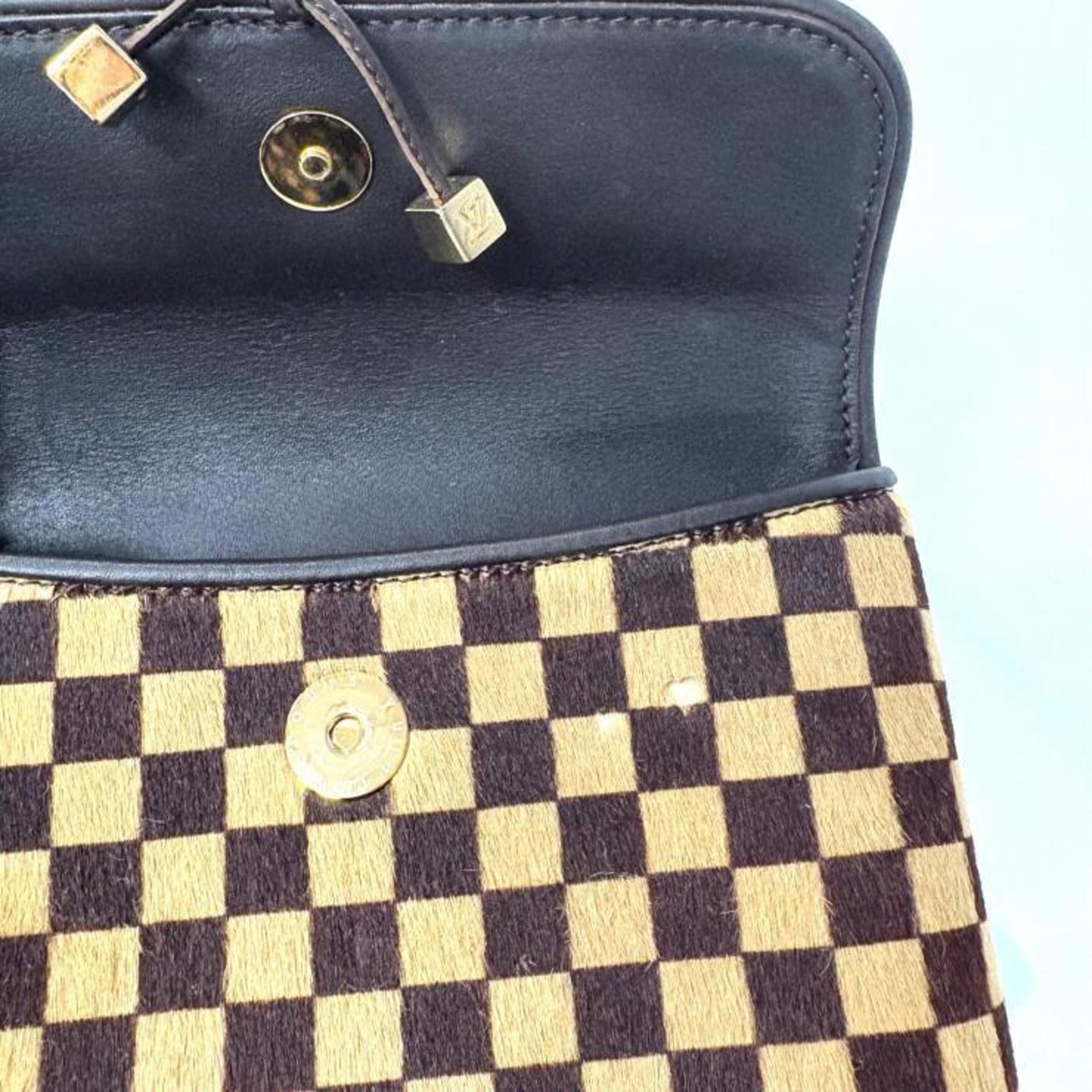 Louis Vuitton Brown Leather Shoulder Bag (Pre-Owned)