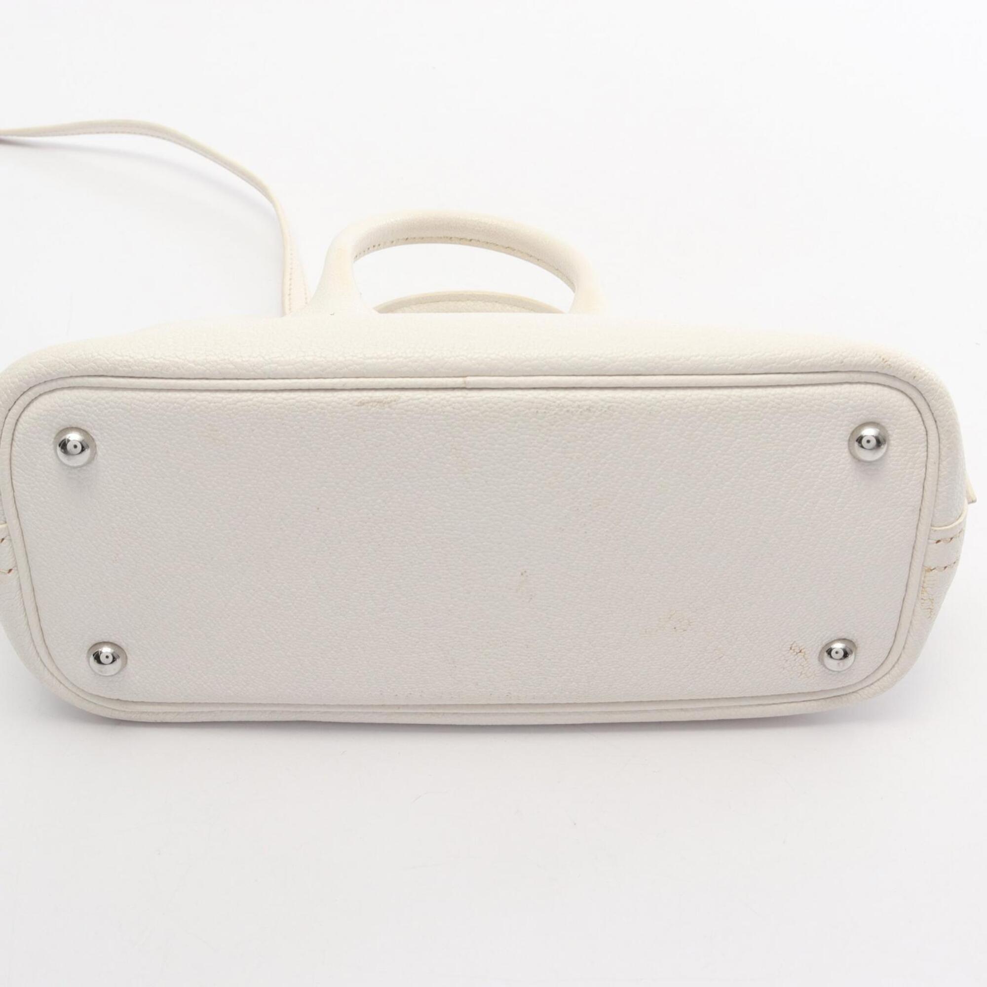 Hermes White Chevre Leather Handbag (Pre-Owned)