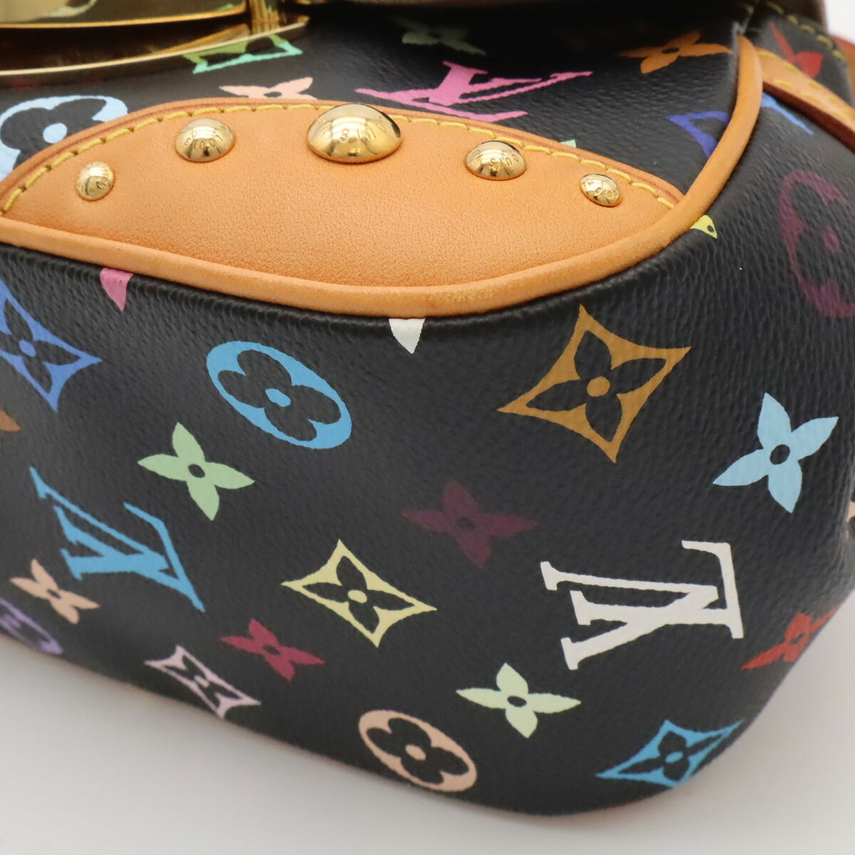 Louis Vuitton Noir Monogram Shoulder Bag (Pre-Owned)