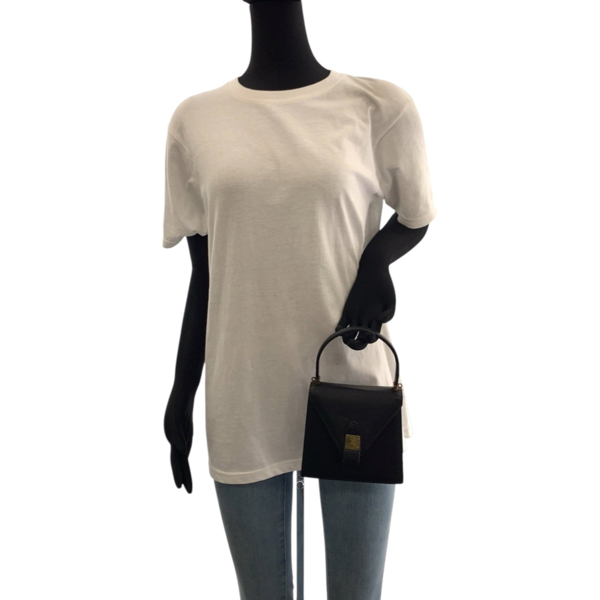 Mcm Black Leather Handbag Shoulder Bag (Pre-Owned)