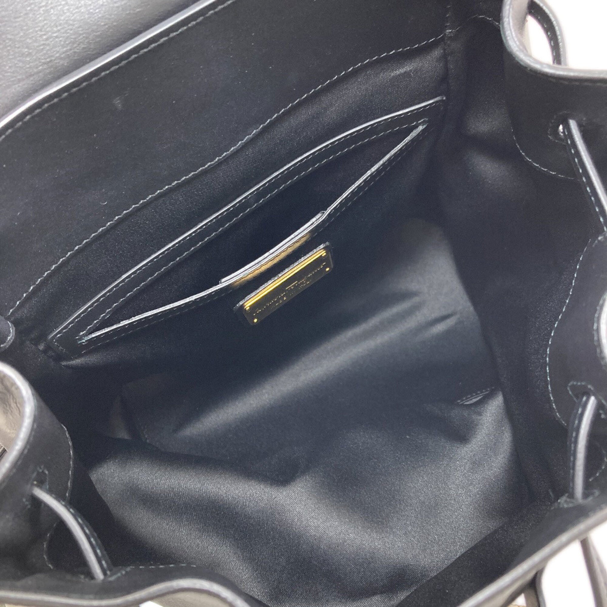 Salvatore Ferragamo Black Leather Backpack (Pre-Owned)