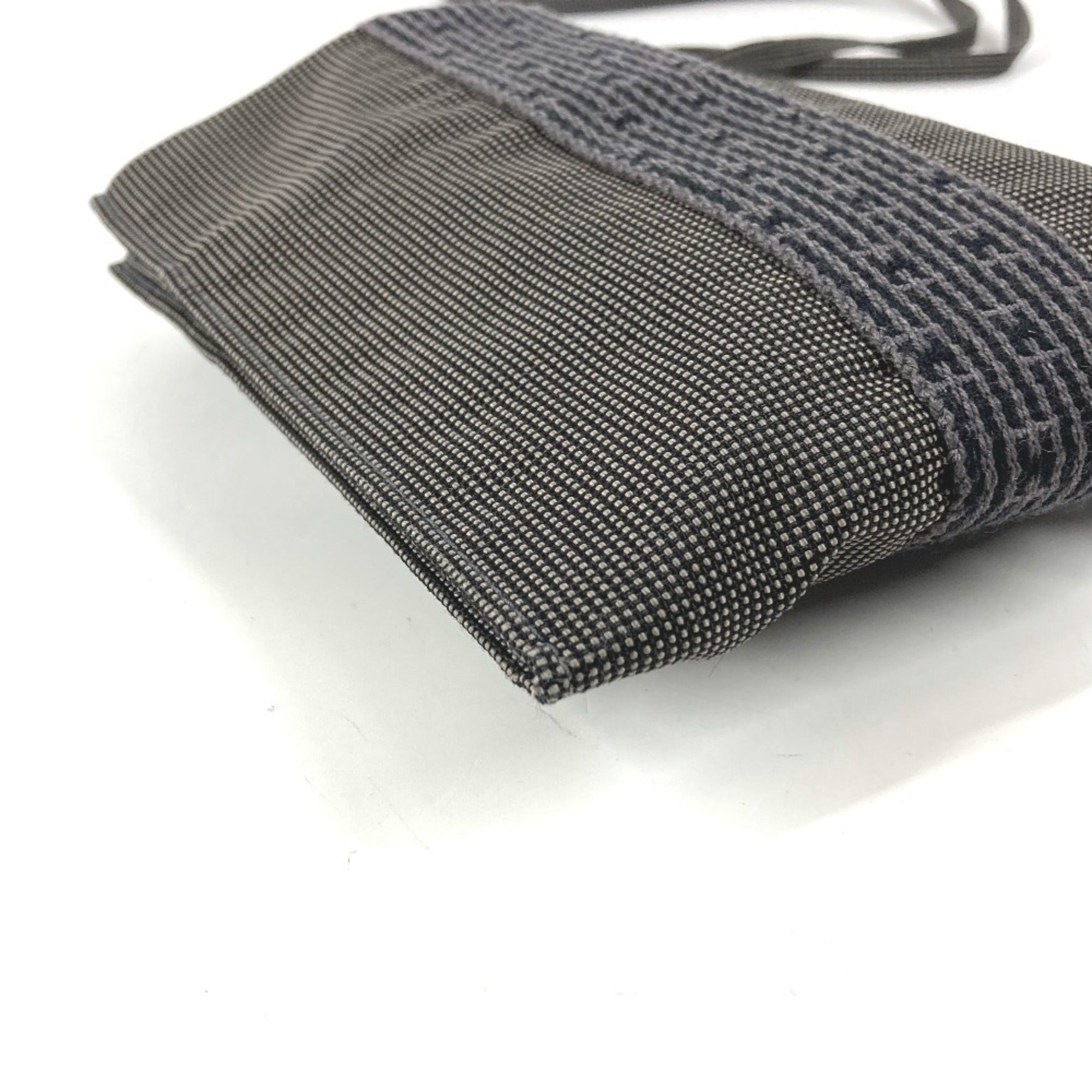Hermes Her Line Gray Canvas Pochette Shoulder Bag (Pre-Owned)