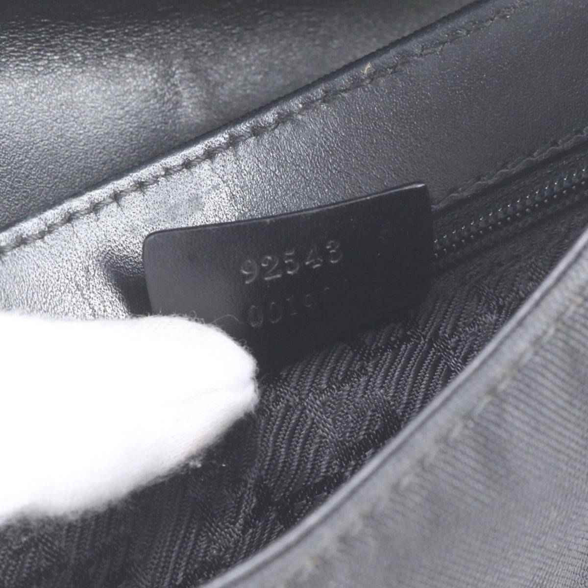 Gucci Black Leather Nylon Pouch Shoulder Bag Sling Bag (Pre-Owned)