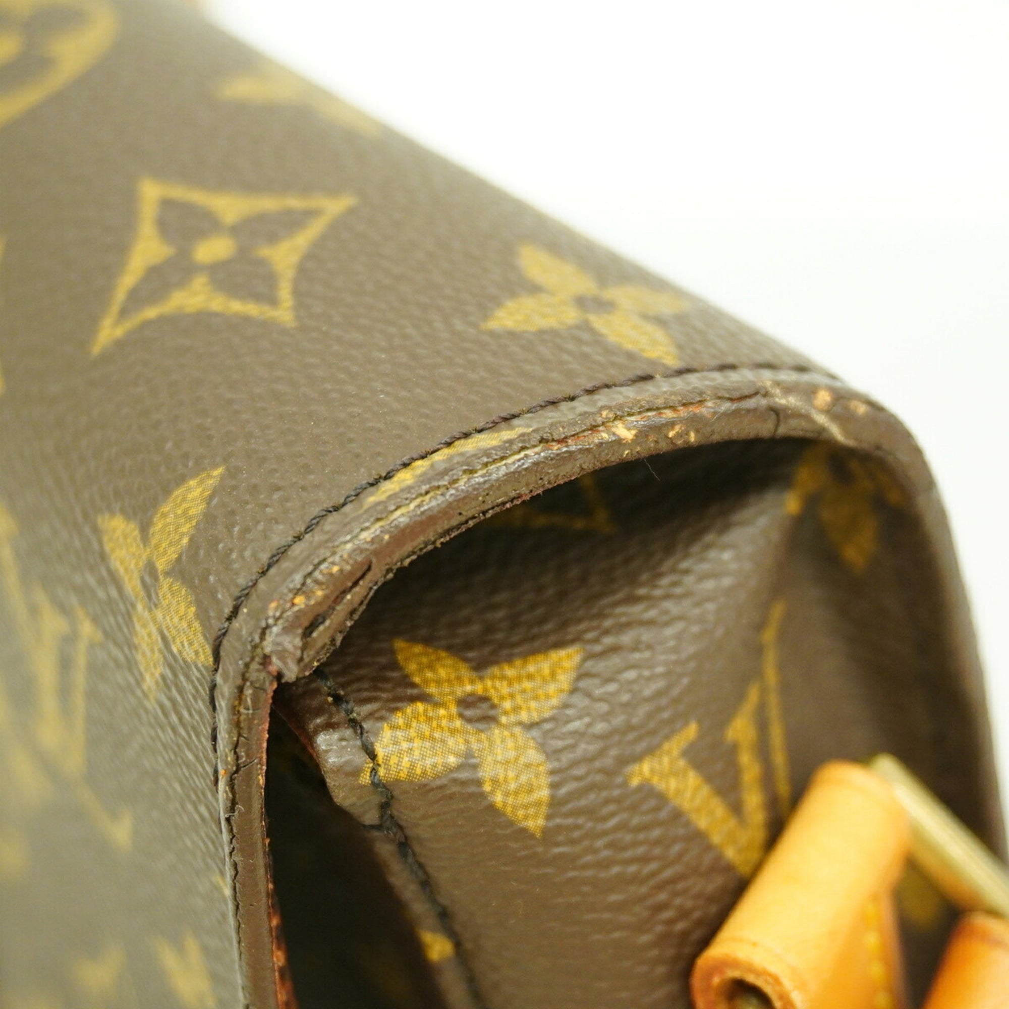 Louis Vuitton Brown Shoulder Bag (Pre-Owned)
