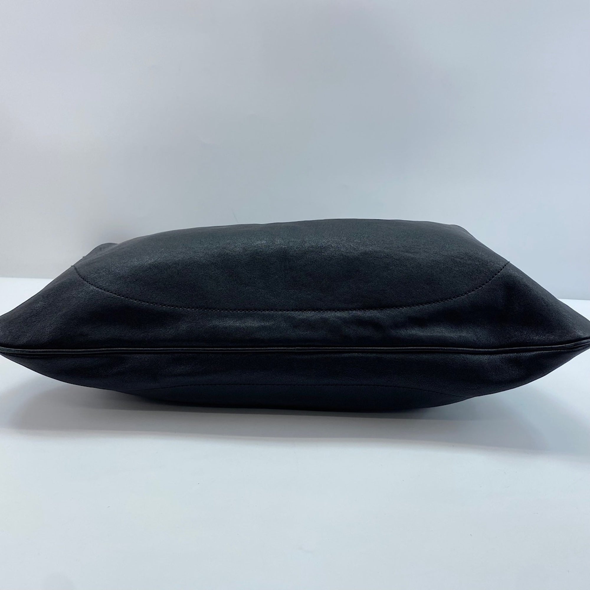 Gucci Black Shoulder Bag (Pre-Owned)
