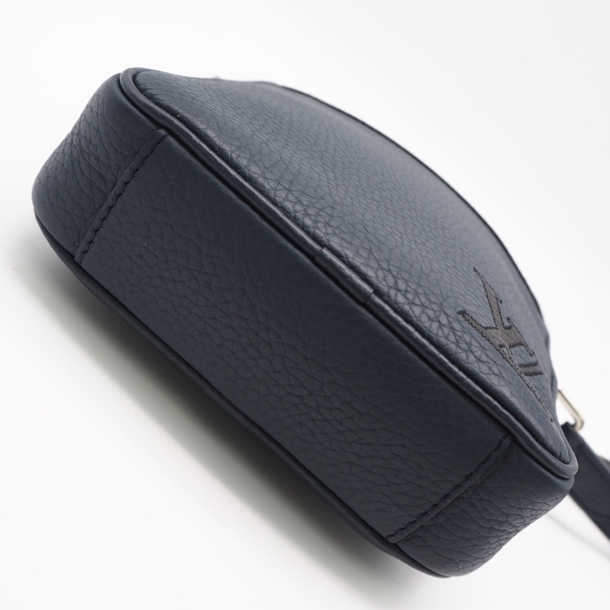 Louis Vuitton Navy Leather Shoulder Bag (Pre-Owned)