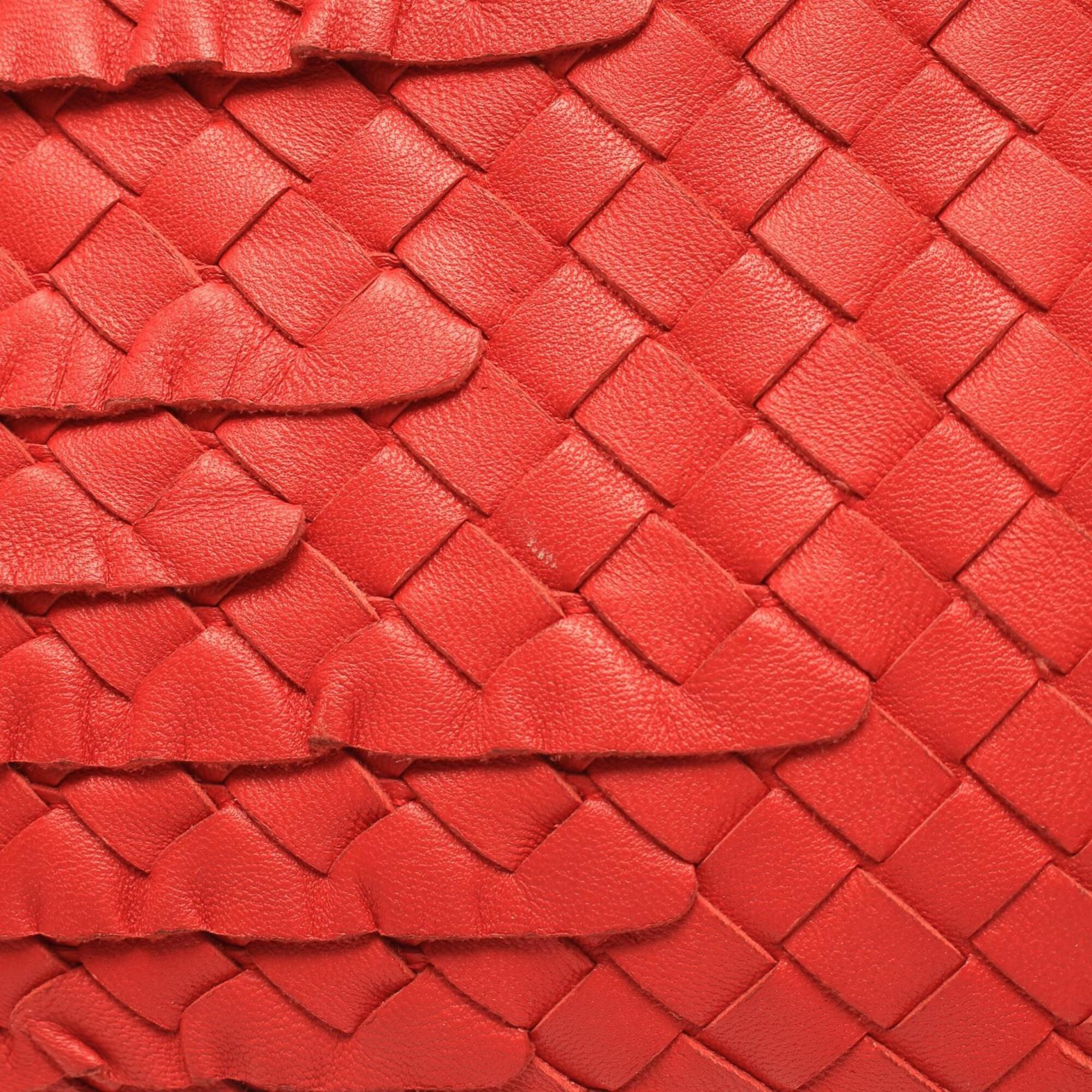 Bottega Veneta Red Color Leather Handbag Shoulder Bag (Pre-Owned)