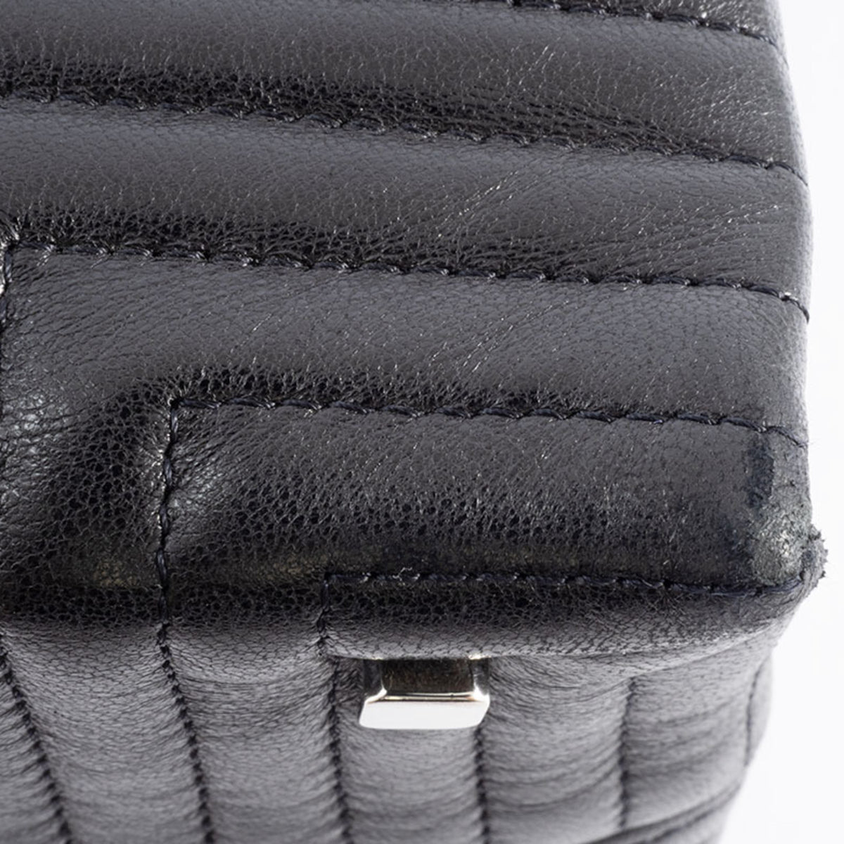 Bally Black Leather Handbag (Pre-Owned)