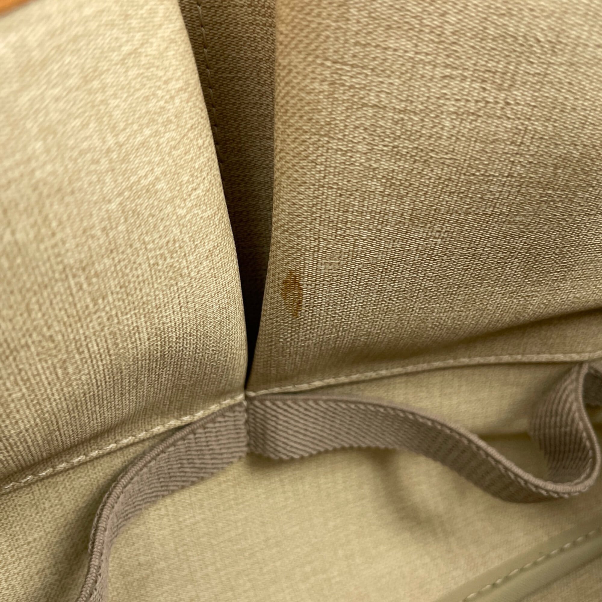 Louis Vuitton Brown Monogram Monogram Handbag (Pre-Owned)