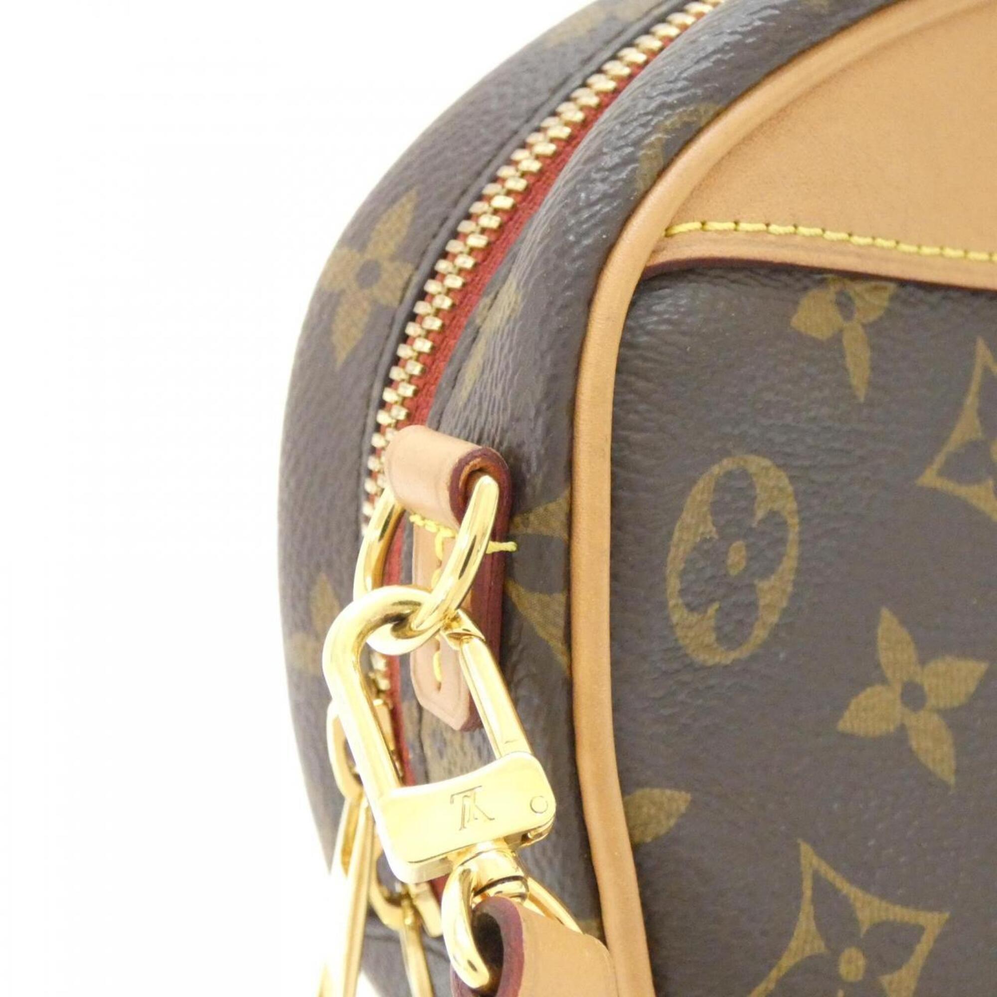 Louis Vuitton Marron Coated Canvas Shoulder Bag (Pre-Owned)