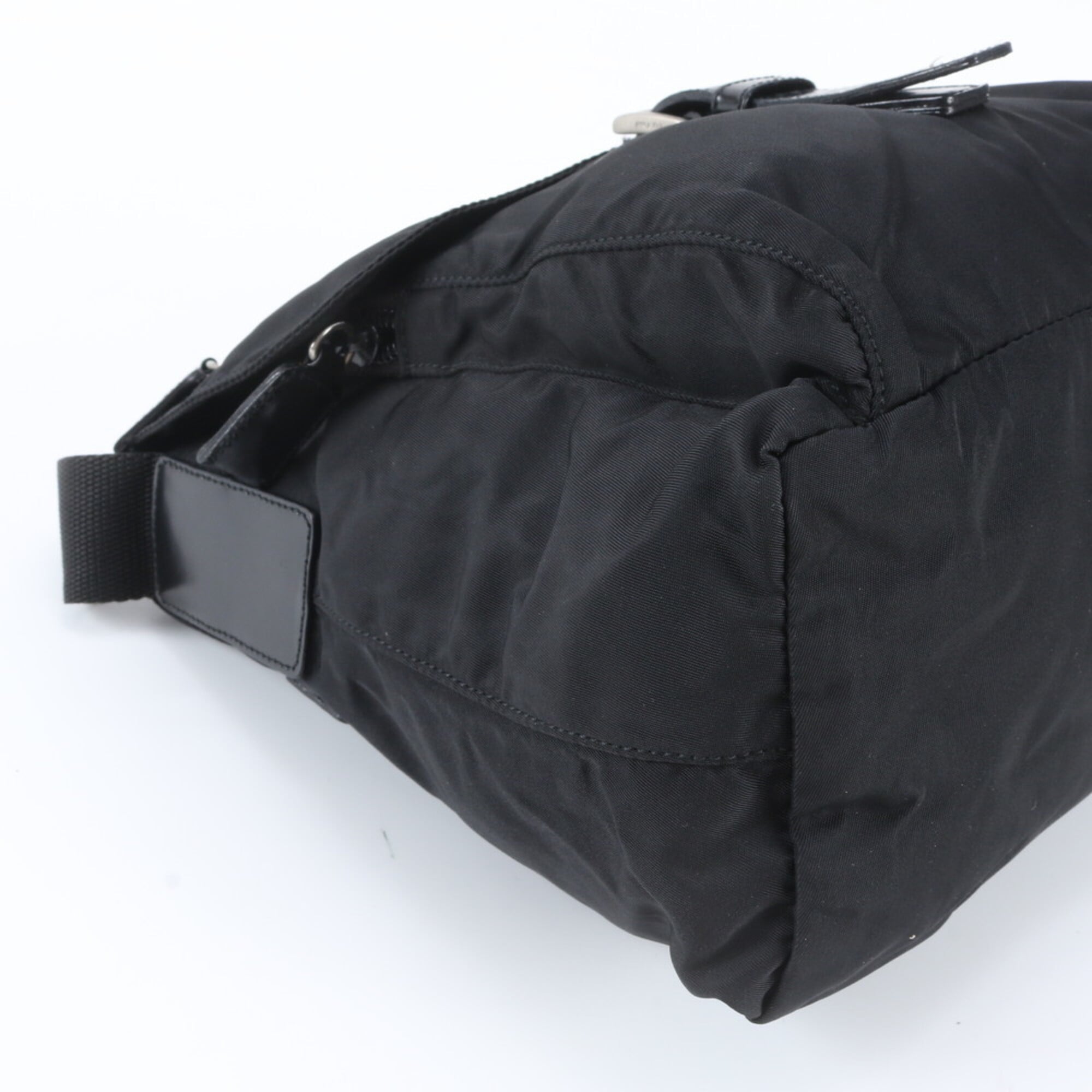 Prada Black Nylon Leather Shoulder Bag (Pre-Owned)