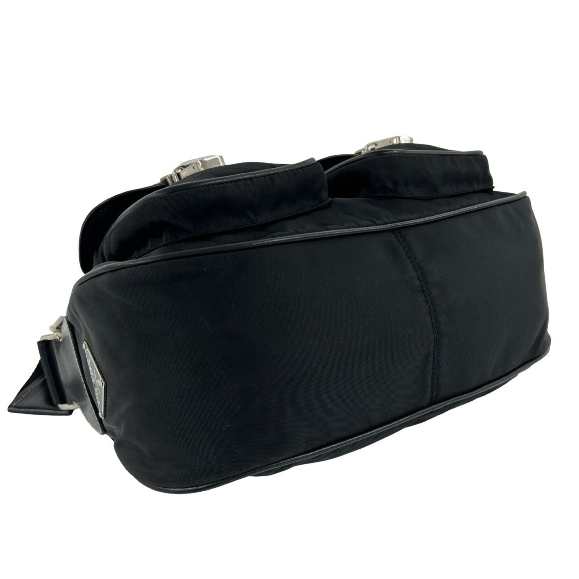 Prada Black Leather Nylon Handbag Shoulder Bag (Pre-Owned)