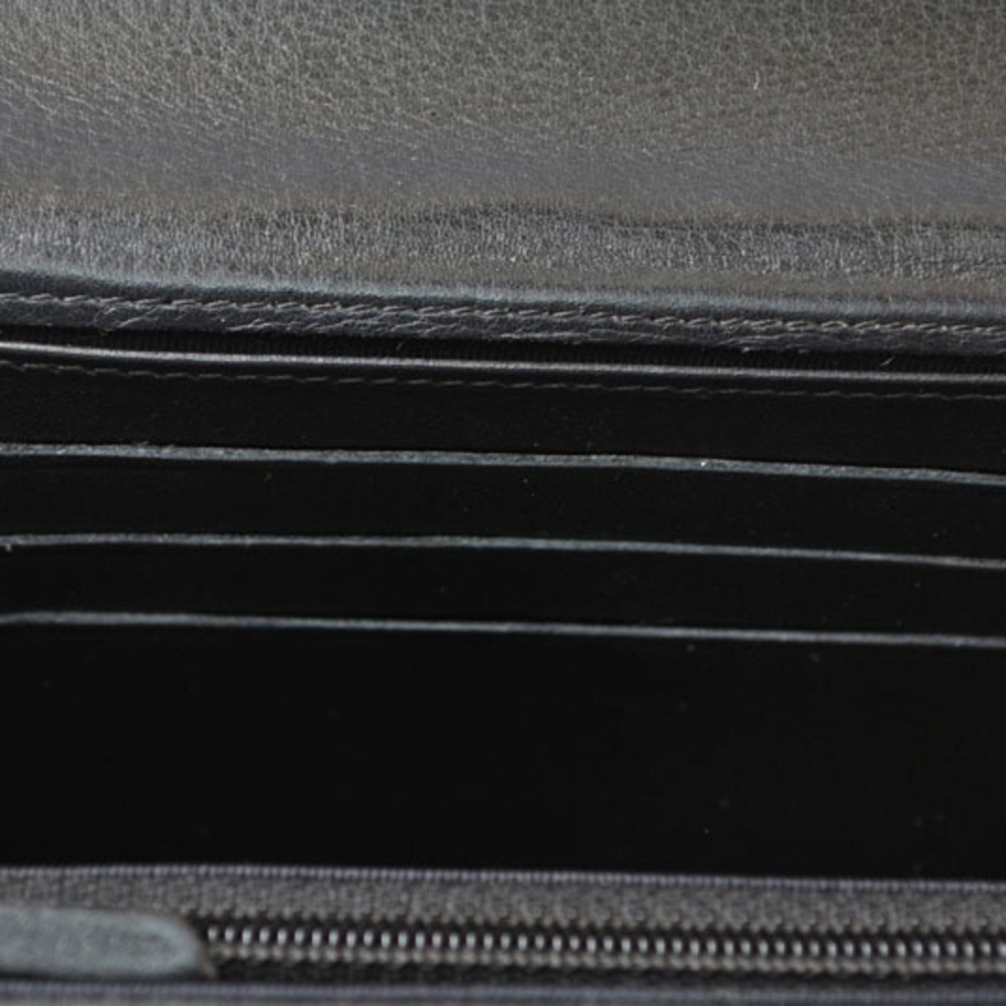 Chanel Black Leather Wallet (Bi-Fold) (Pre-Owned)