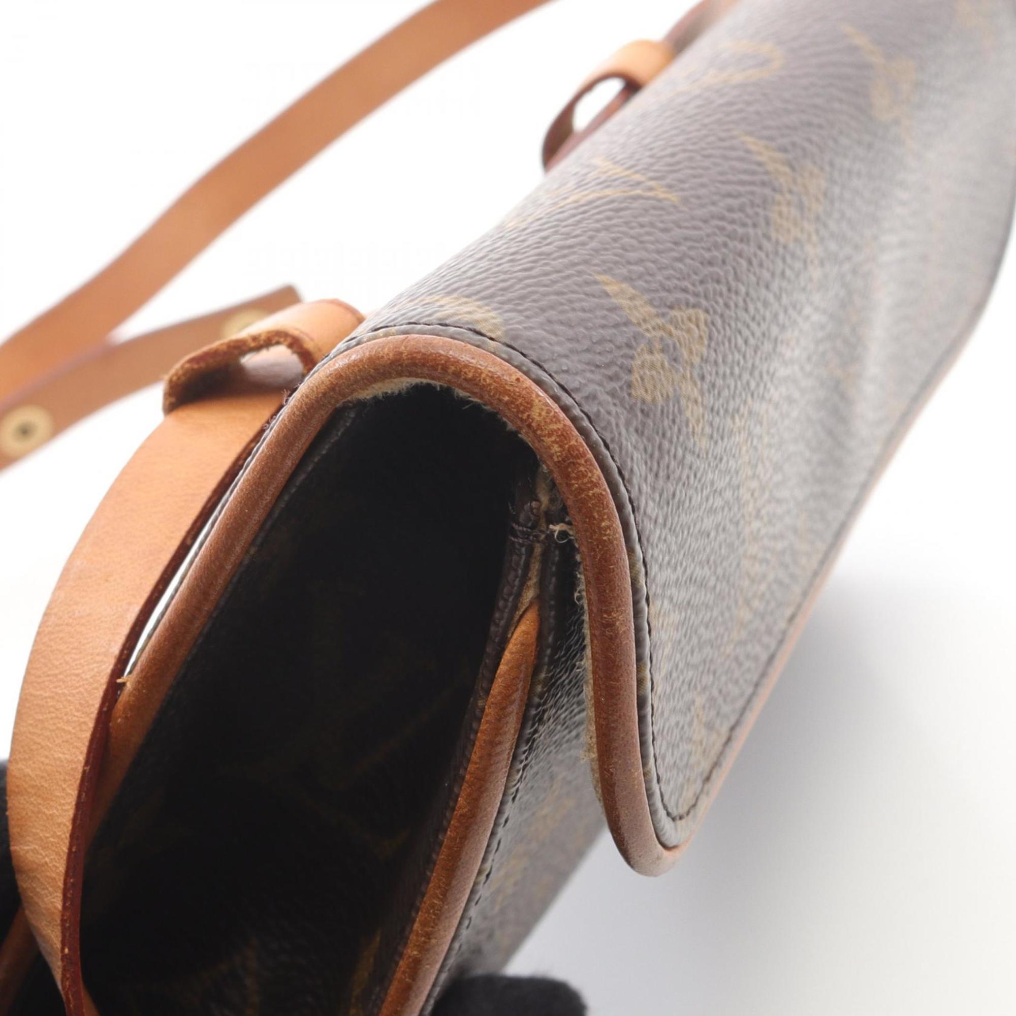 Louis Vuitton Brown Monogram Monogram Fanny Pack (Pre-Owned)