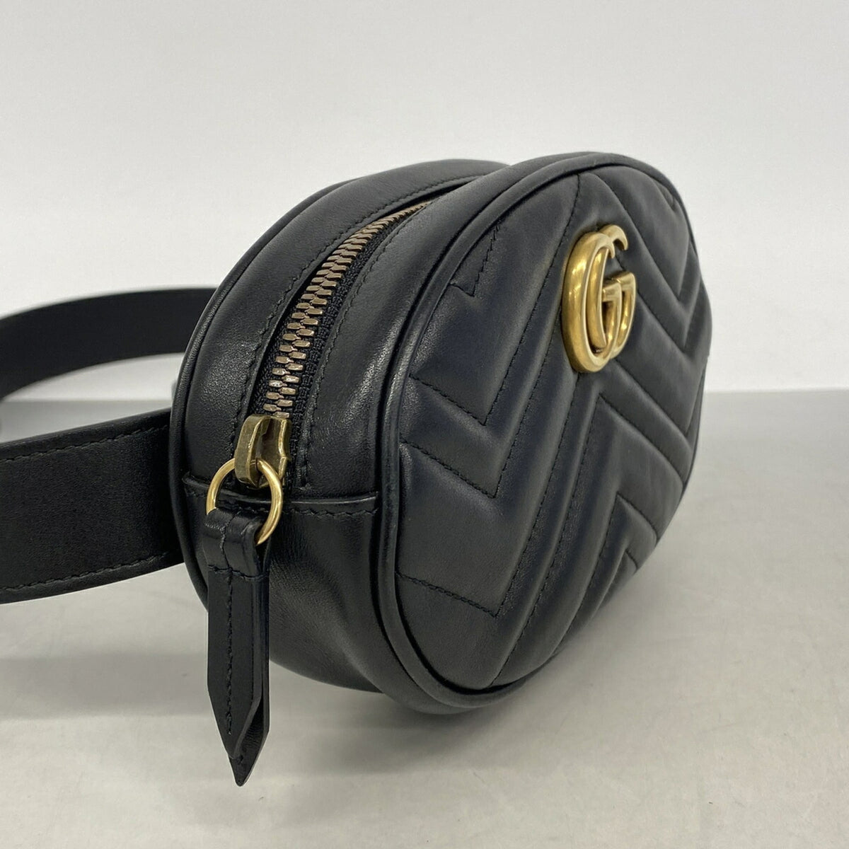 Gucci Black Leather Fanny Pack (Pre-Owned)