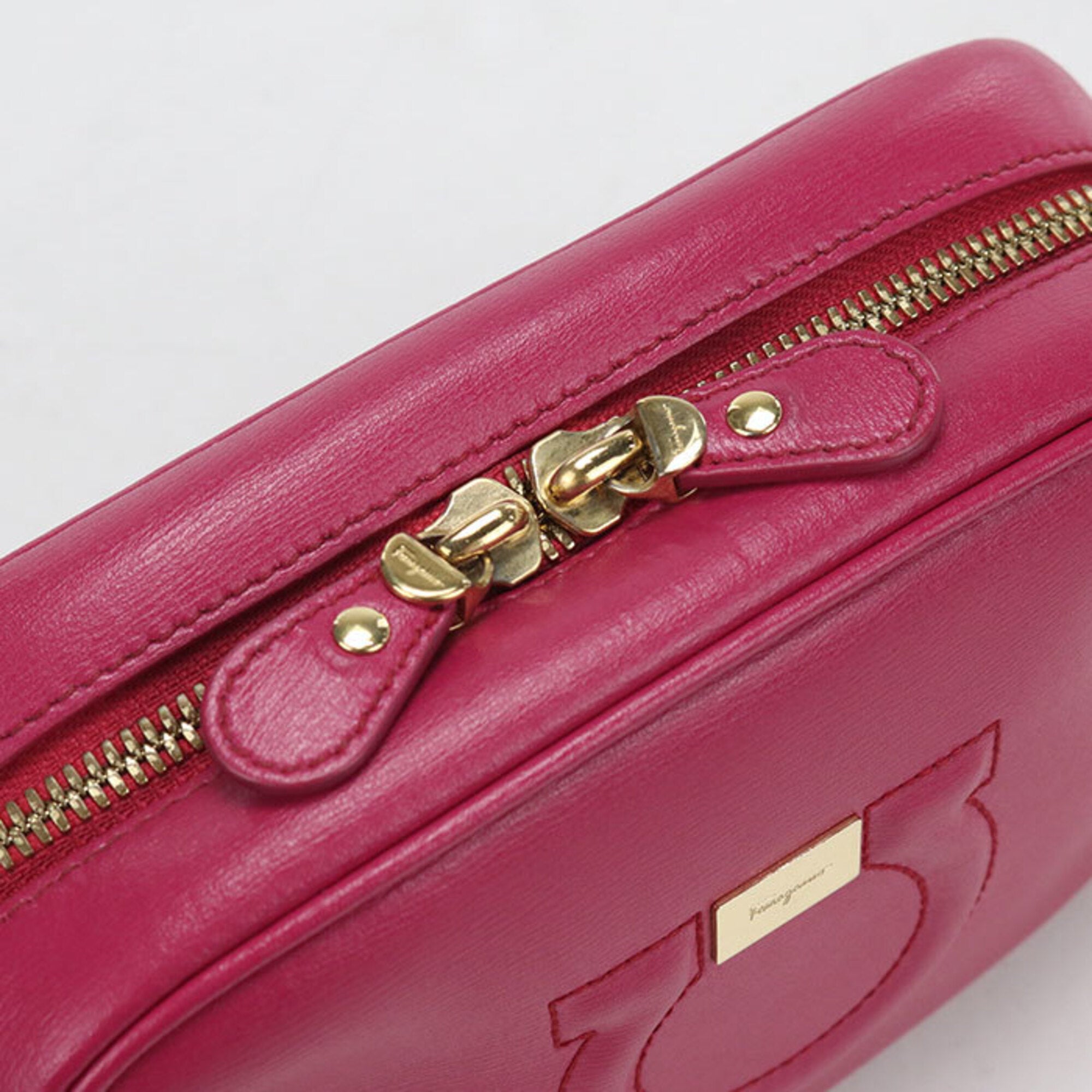 Salvatore Ferragamo Pink Leather Shoulder Bag (Pre-Owned)