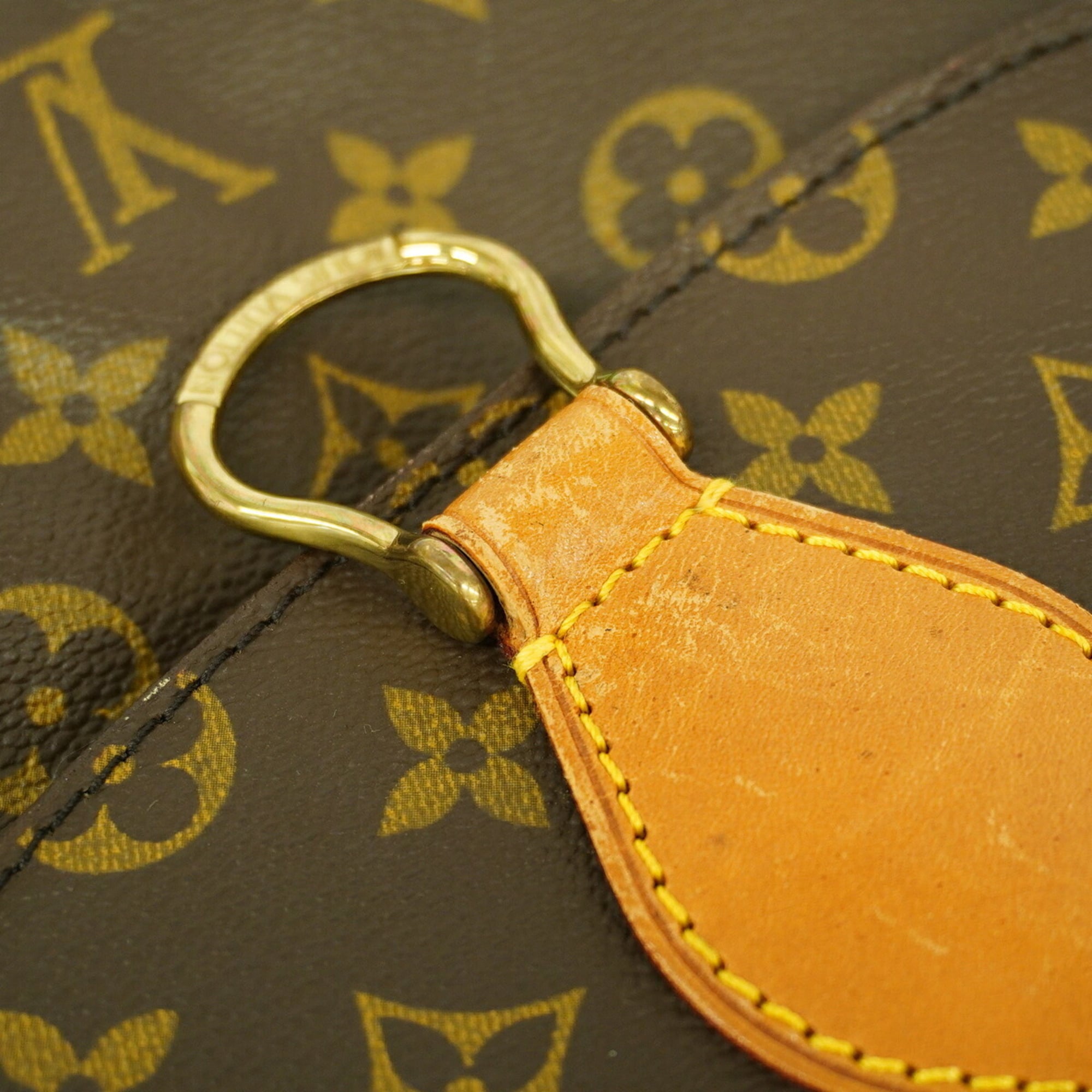 Louis Vuitton Brown Shoulder Bag (Pre-Owned)