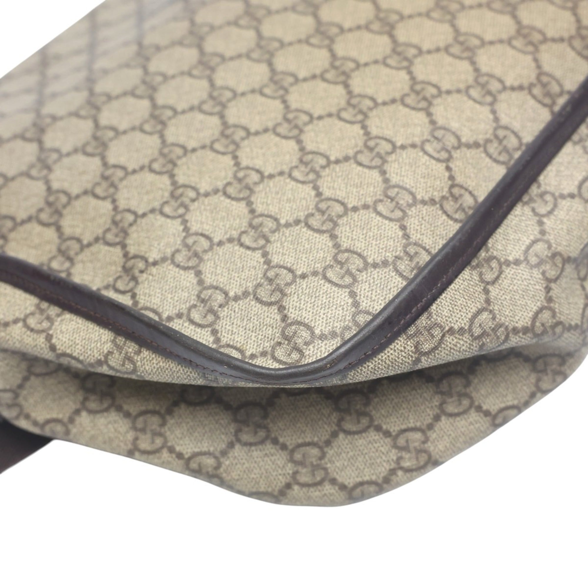 Gucci Brown Gg Plus Shoulder Bag (Pre-Owned)