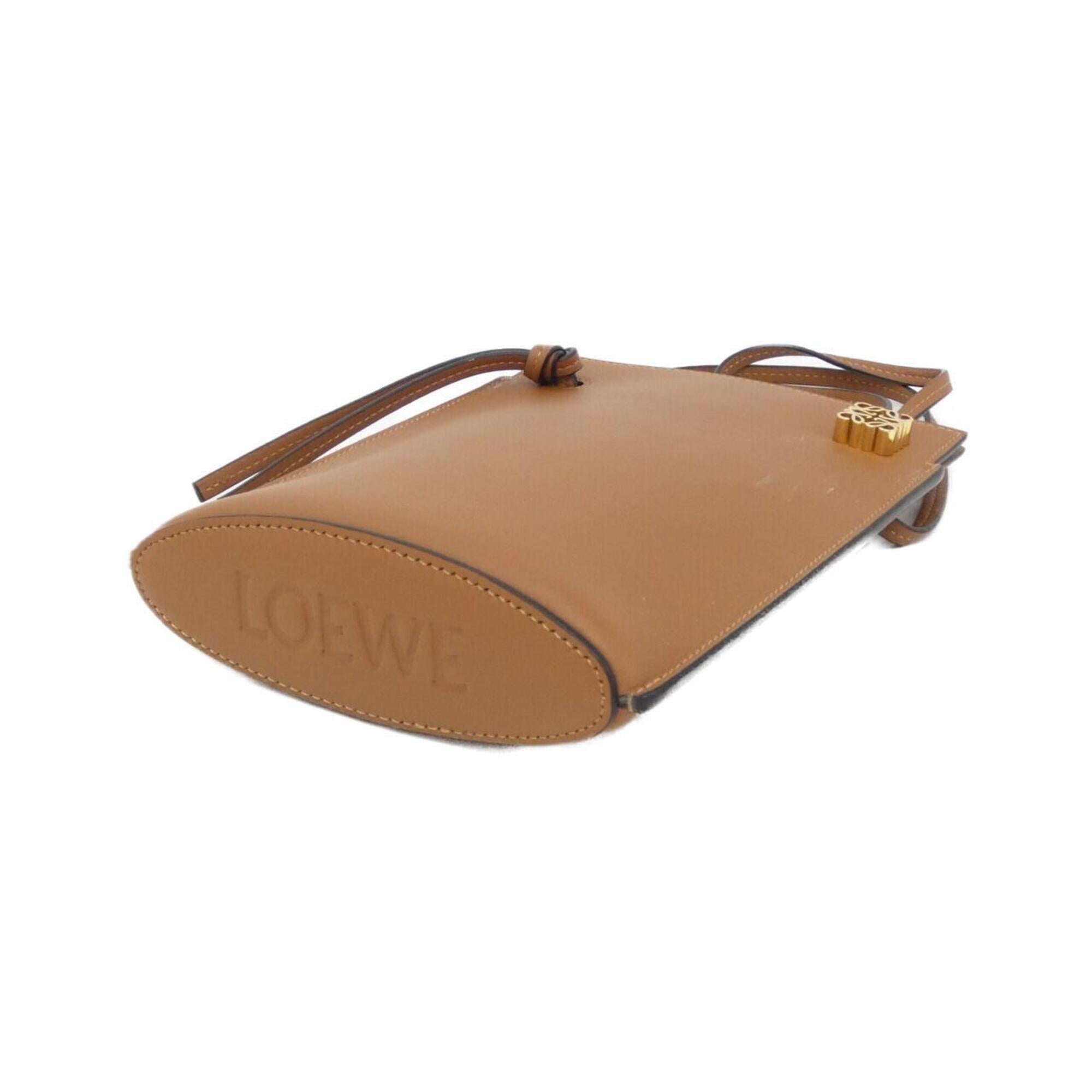 Loewe Brown Leather Shoulder Bag (Pre-Owned)