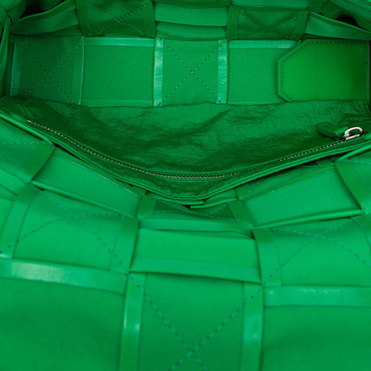 Bottega Veneta Green Leather Shoulder Bag (Pre-Owned)