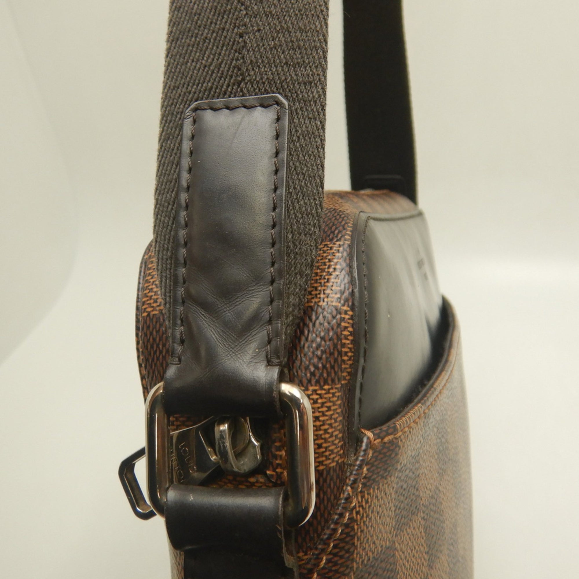 Louis Vuitton Brown Ebene Damier Canvas Shoulder Bag (Pre-Owned)