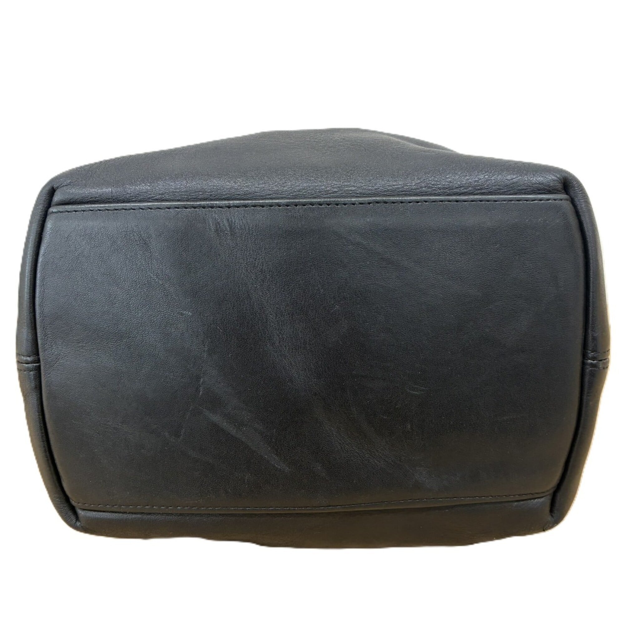 Coach Black Leather Shoulder Bag (Pre-Owned)