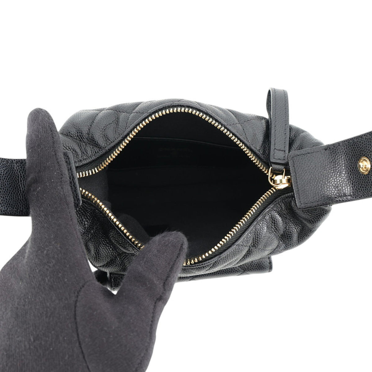 Chanel Matelasse Black Grained Calfskin Handbag (Pre-Owned)
