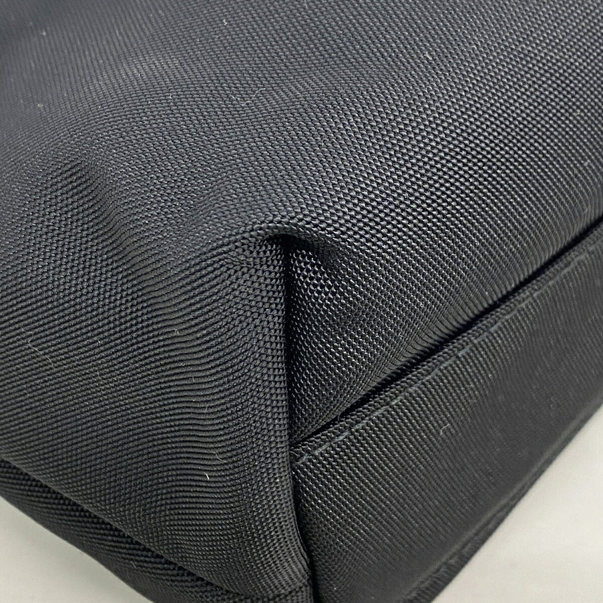 Gucci Black Nylon Handbag (Pre-Owned)