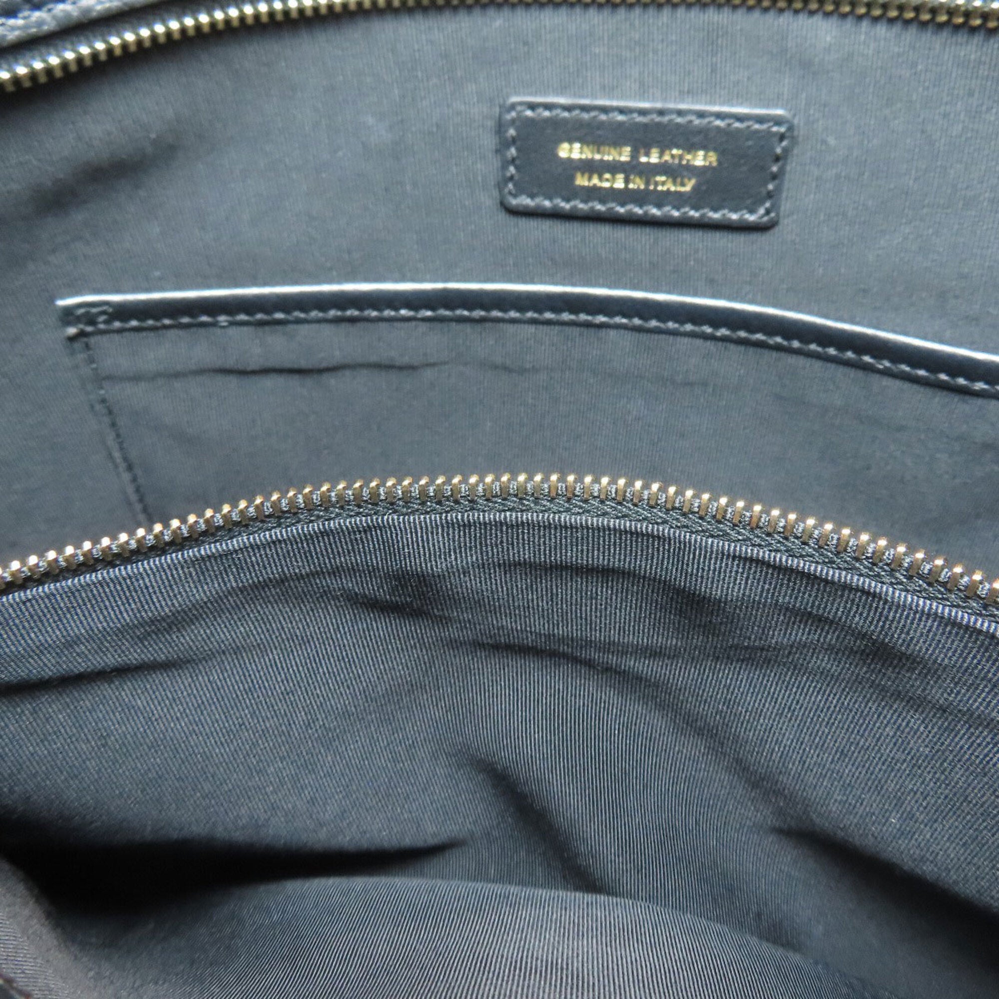 Tod's Black Leather Shoulder Bag (Pre-Owned)