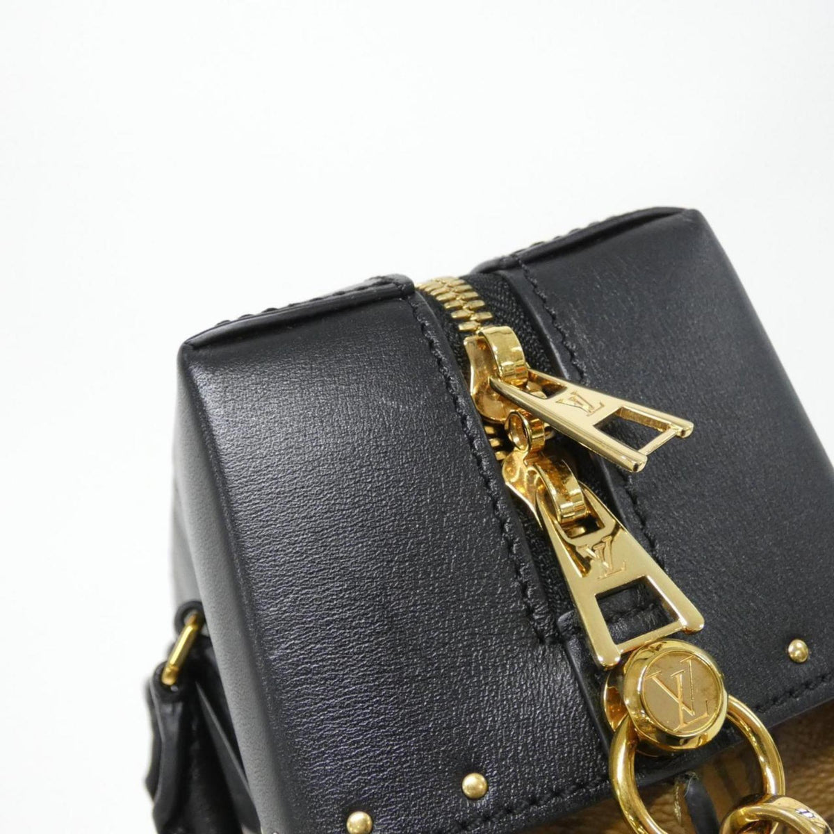 Louis Vuitton Brown Coated Canvas Handbag (Pre-Owned)