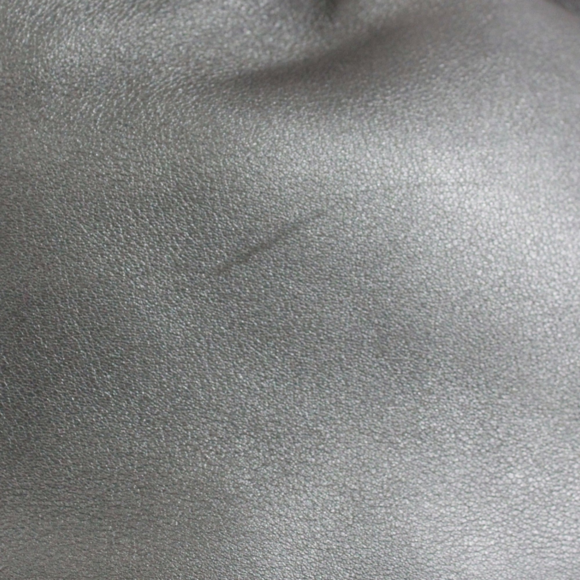 Christian Dior Gray Leather Handbag (Pre-Owned)
