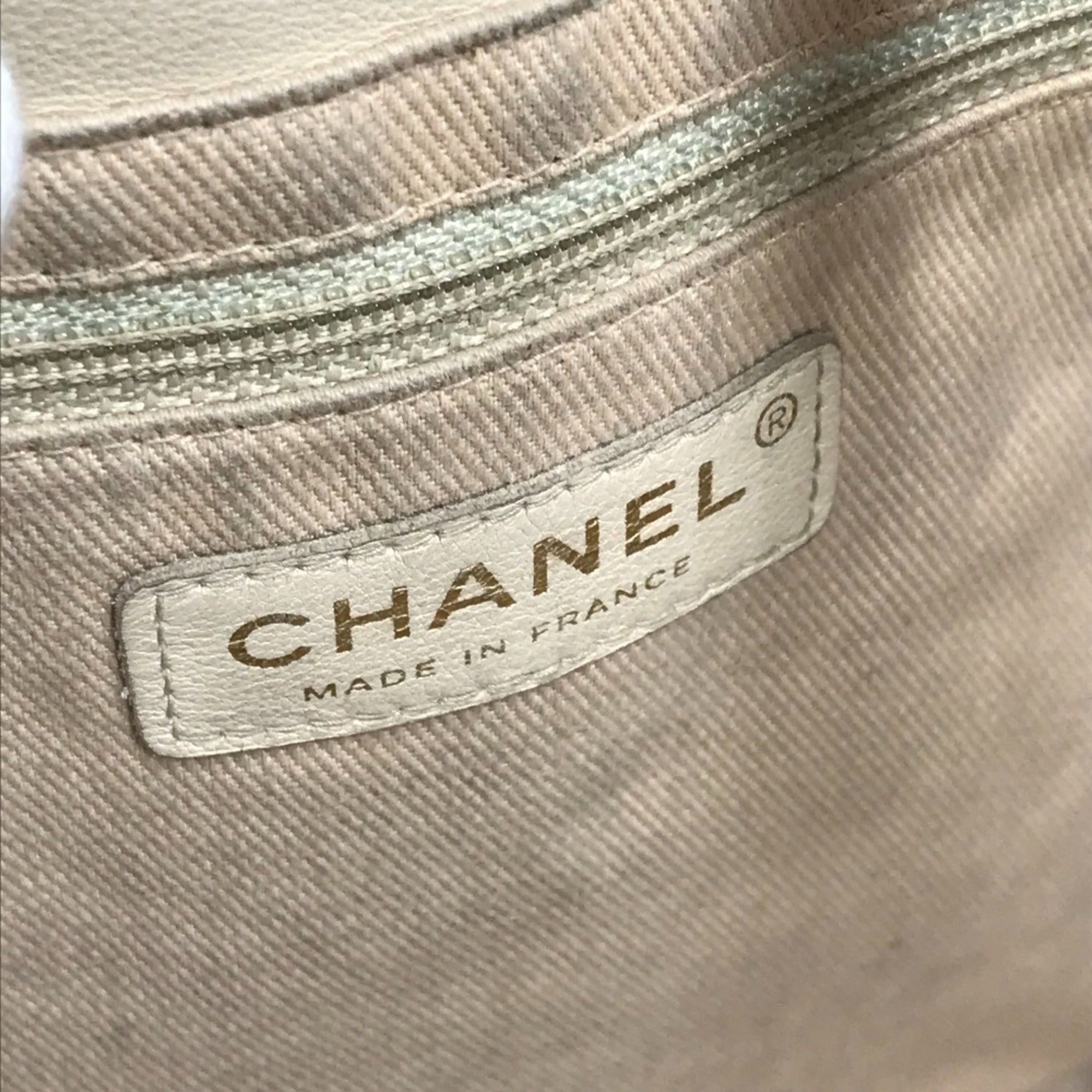Chanel Beige White Leather Shoulder Bag Tote Bag (Pre-Owned)