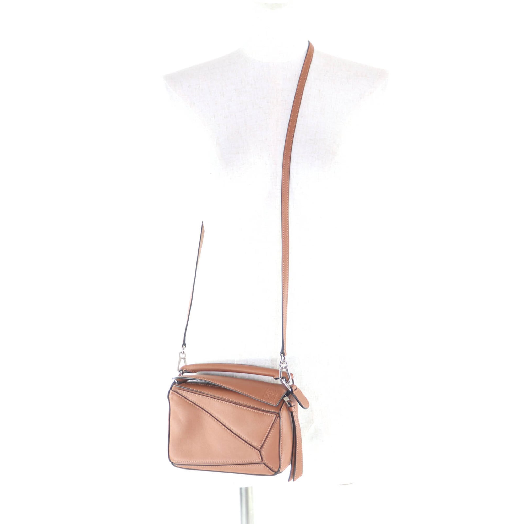 Loewe Camel Leather Handbag Shoulder Bag (Pre-Owned)
