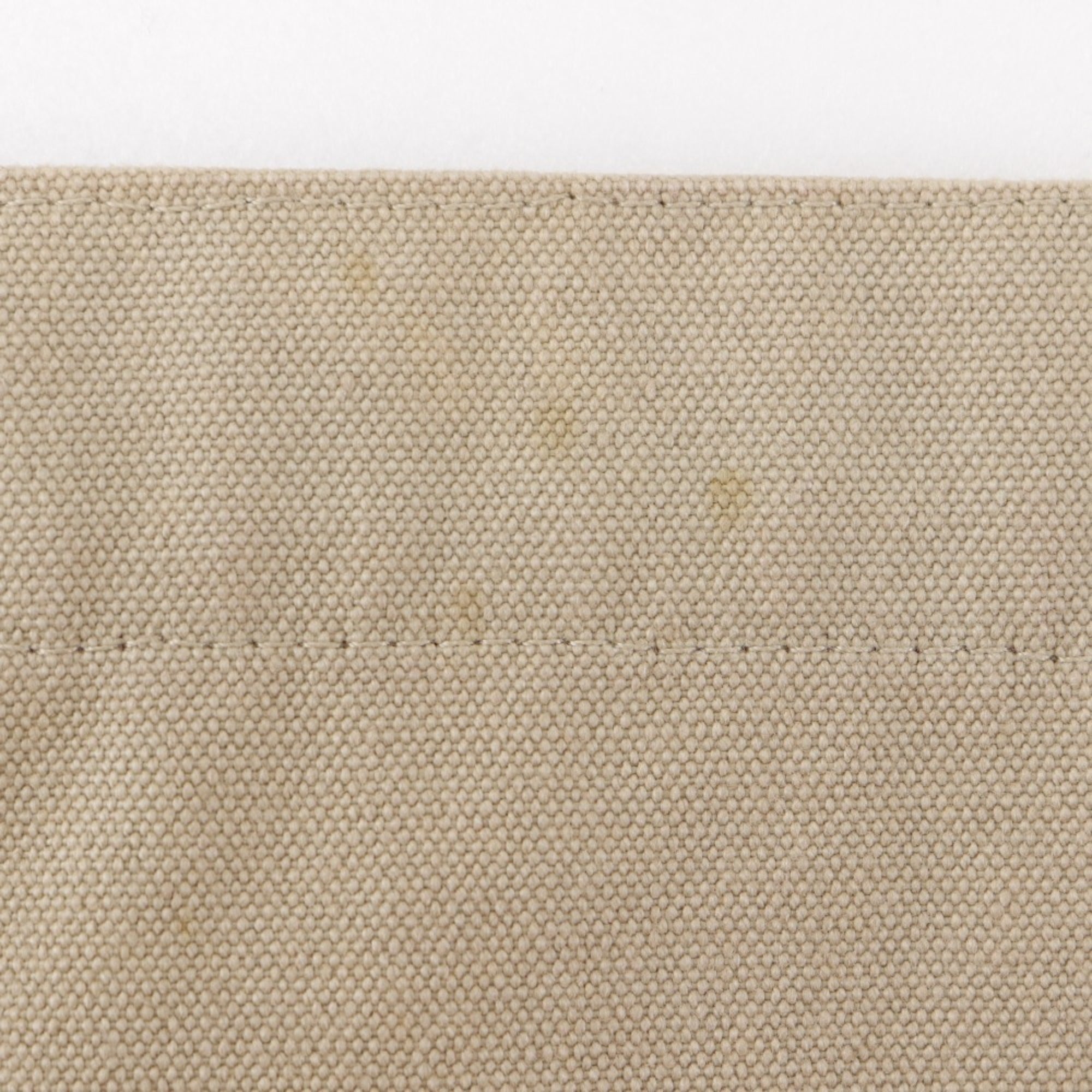 Hermes Red Color Cotton Clutch Bag (Pre-Owned)