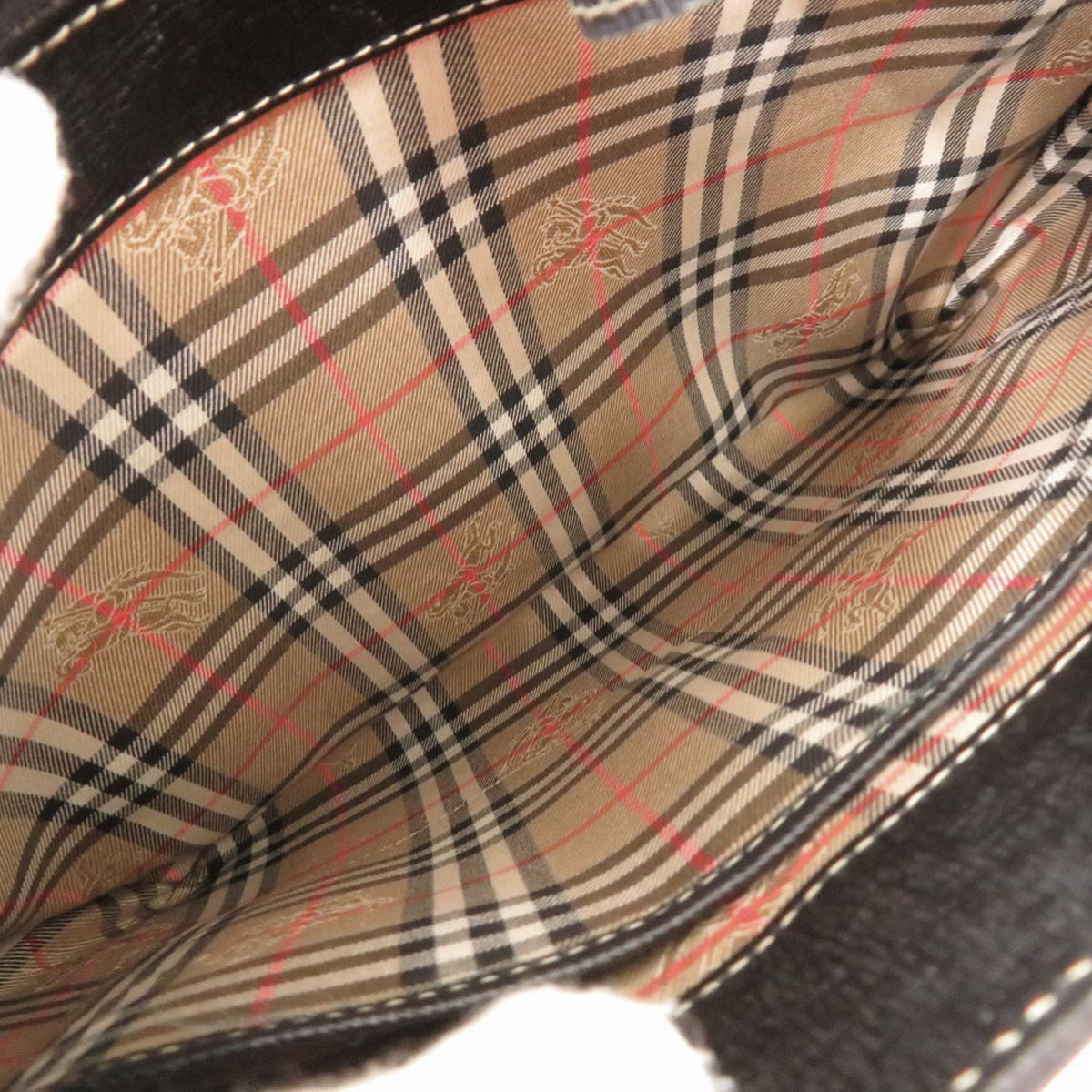 Burberry Black Leather Shoulder Bag (Pre-Owned)