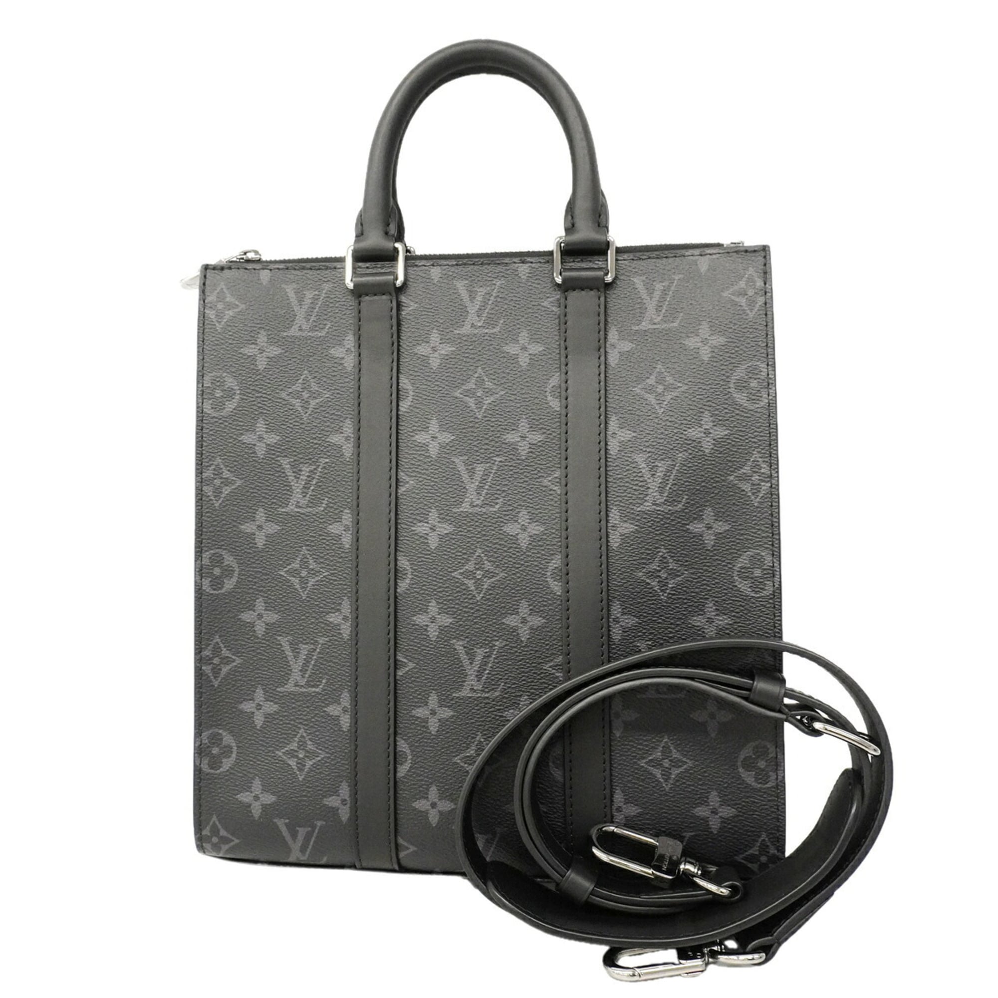 Louis Vuitton Black Handbag (Pre-Owned)