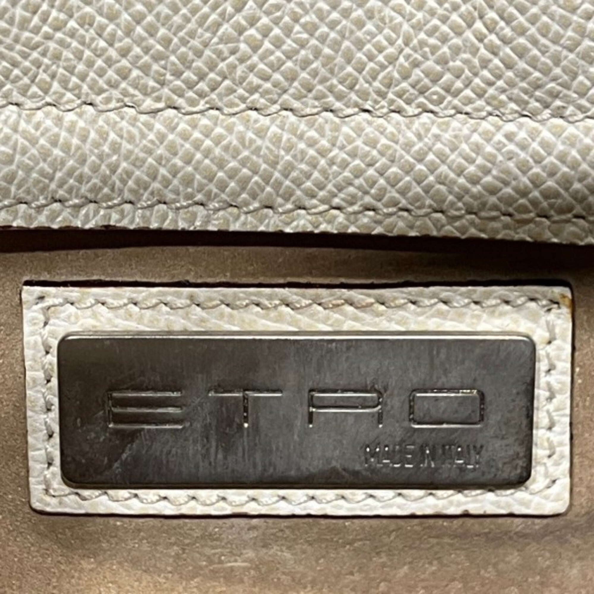 Etro Ivory Leather Handbag (Pre-Owned)