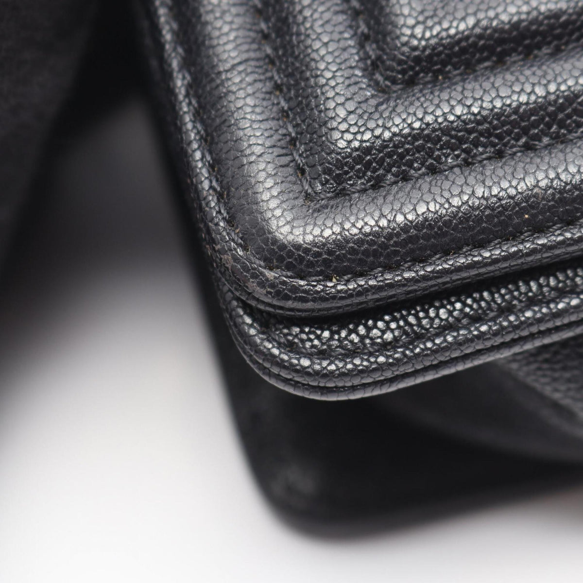 Chanel Boy Chanel Black Grained Calfskin Shoulder Bag (Pre-Owned)