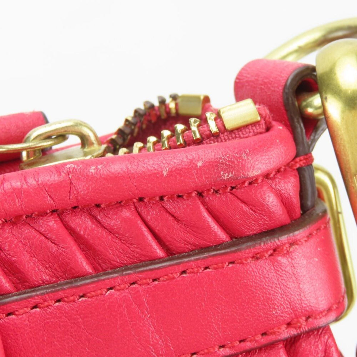 Coach Red Color Leather Handbag (Pre-Owned)
