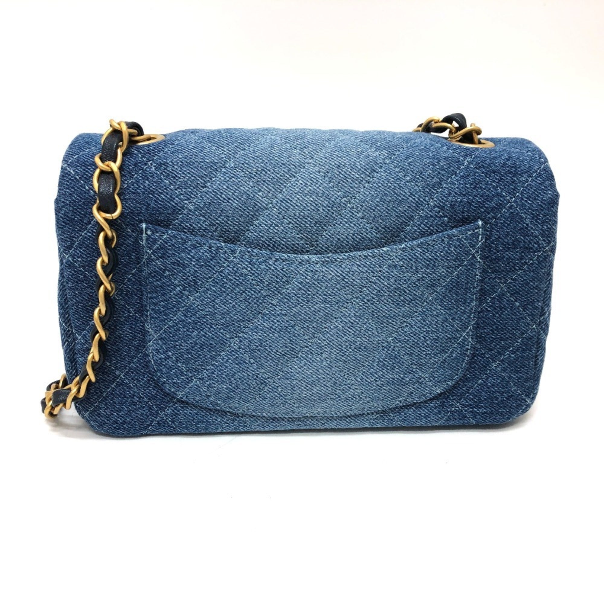 Chanel Matelasse Blue Denim Shoulder Bag (Pre-Owned)