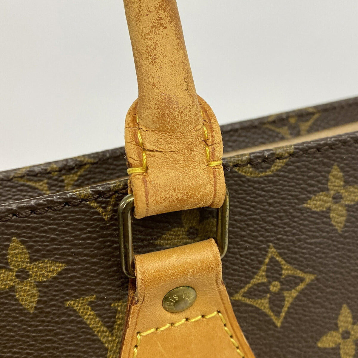 Louis Vuitton Brown Tote Bag (Pre-Owned)