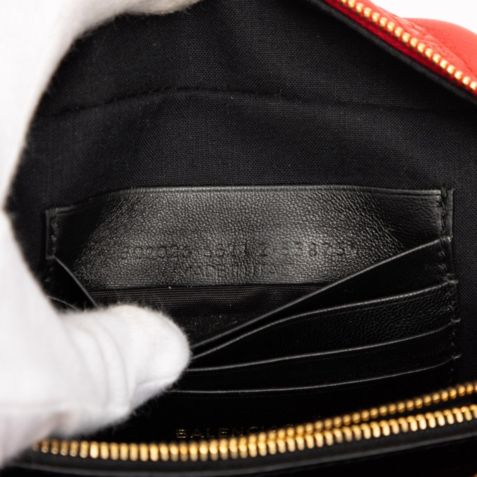 Balenciaga Red Color Leather Shoulder Bag (Pre-Owned)
