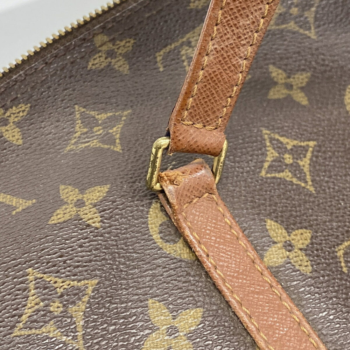 Louis Vuitton Brown Handbag (Pre-Owned)