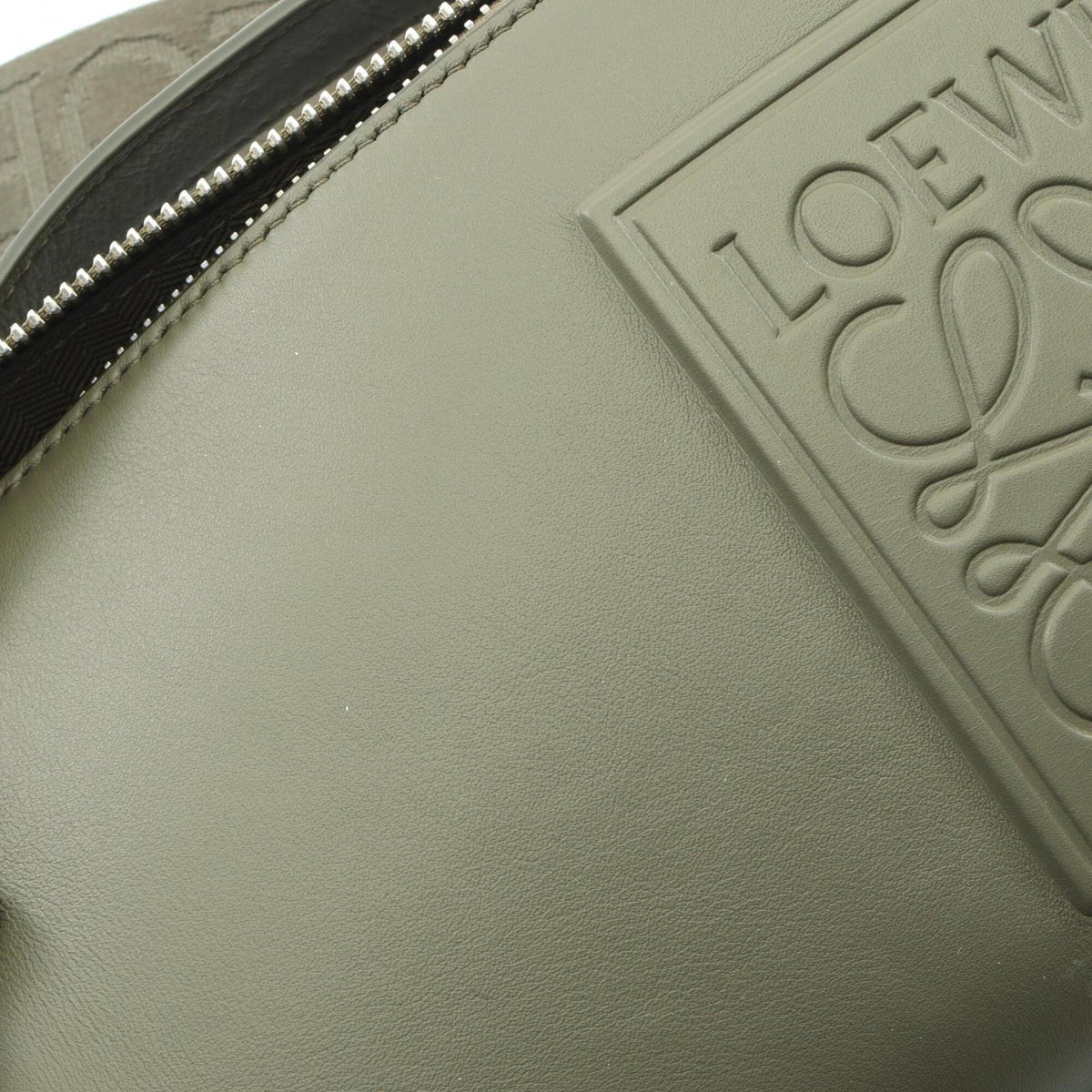 Loewe Khaki Leather Handbag Shoulder Bag (Pre-Owned)