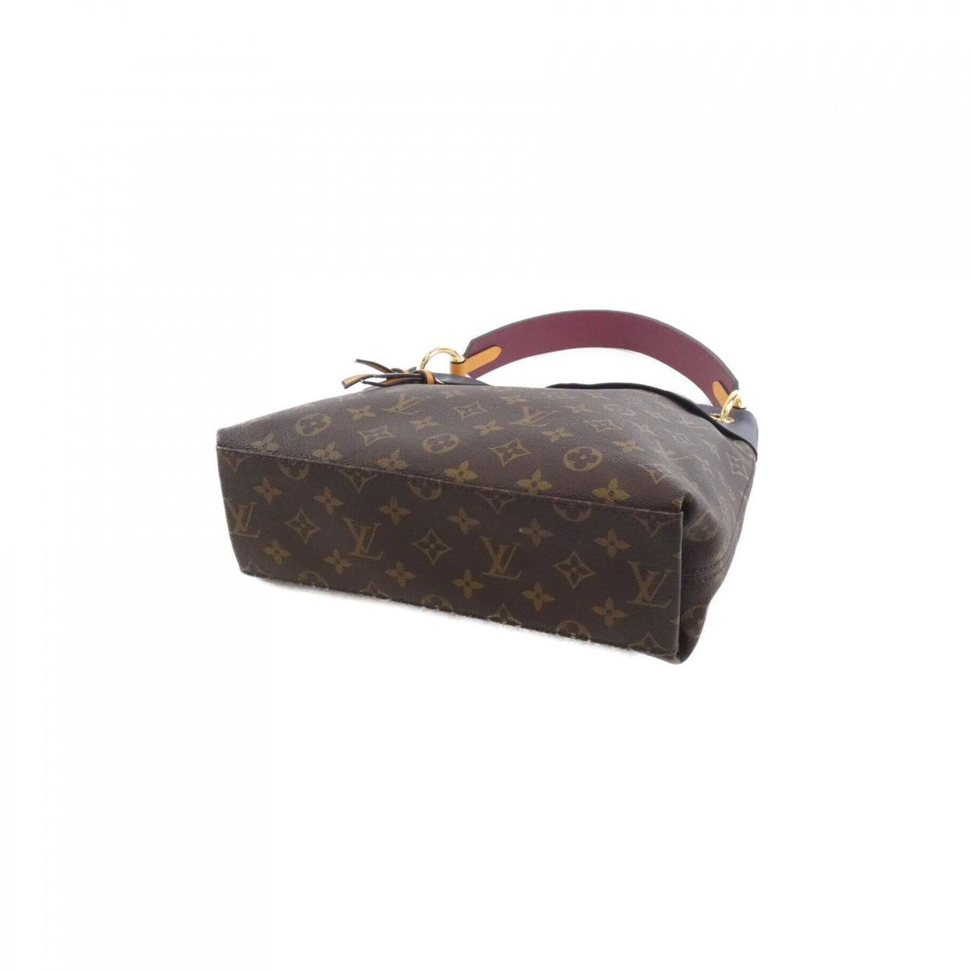 Louis Vuitton Marron Coated Canvas Leather Shoulder Bag (Pre-Owned)
